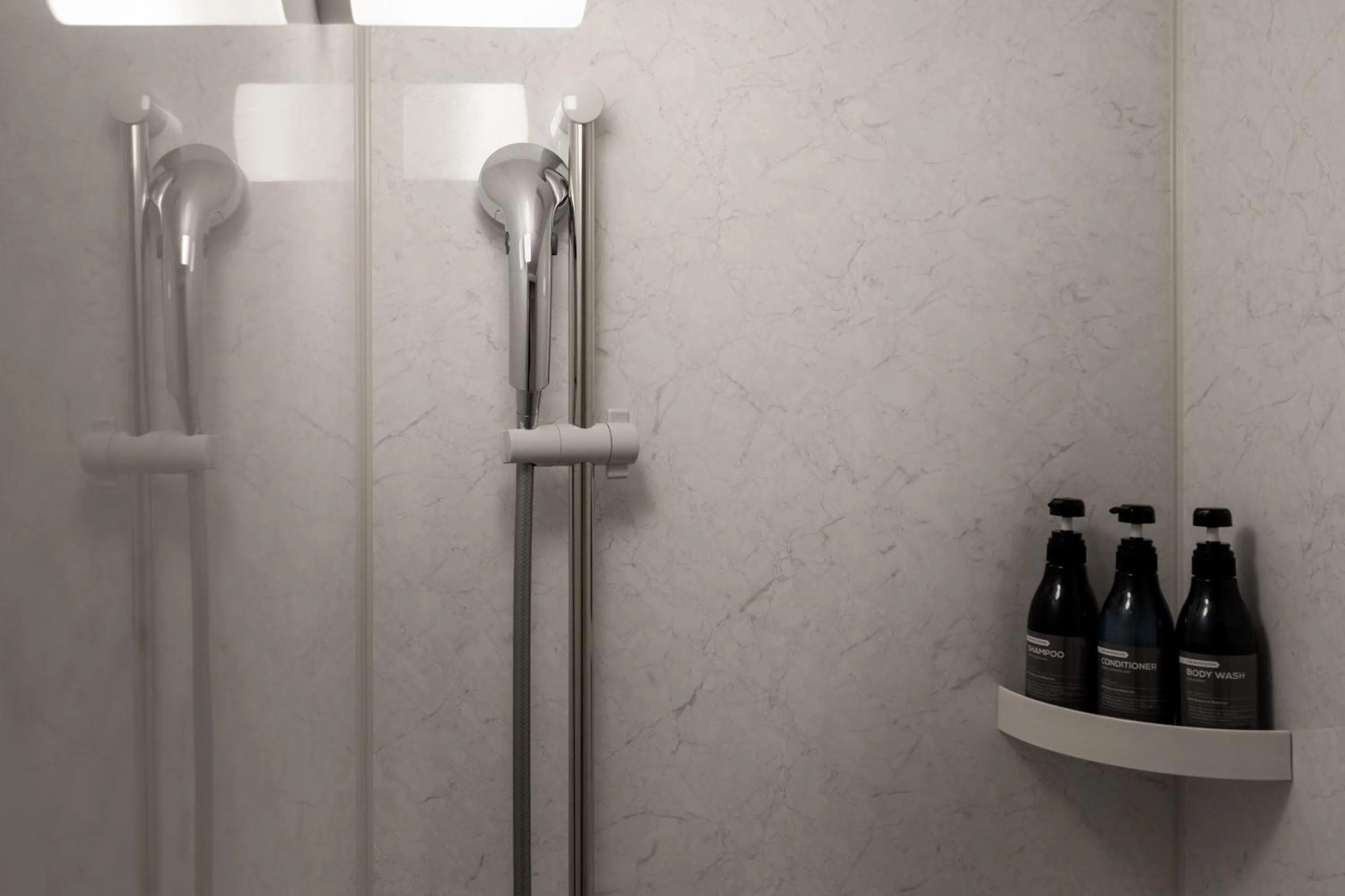 Shower in COCOSHUKU Asakusa Kuramae