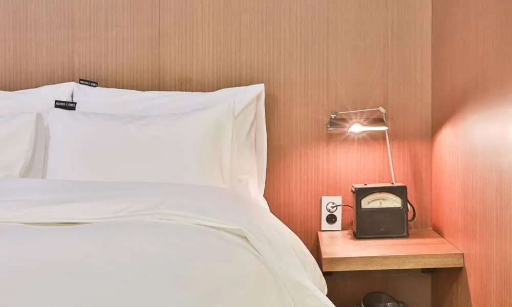 Jongro Makers X pretty Hotel