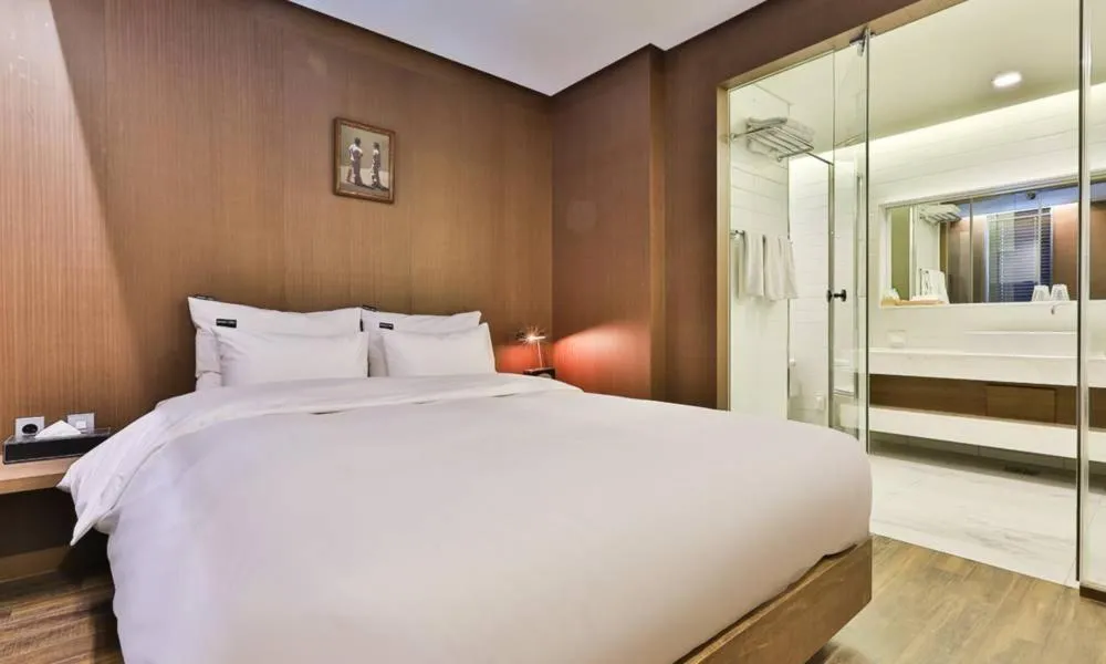 Jongro Makers X pretty Hotel