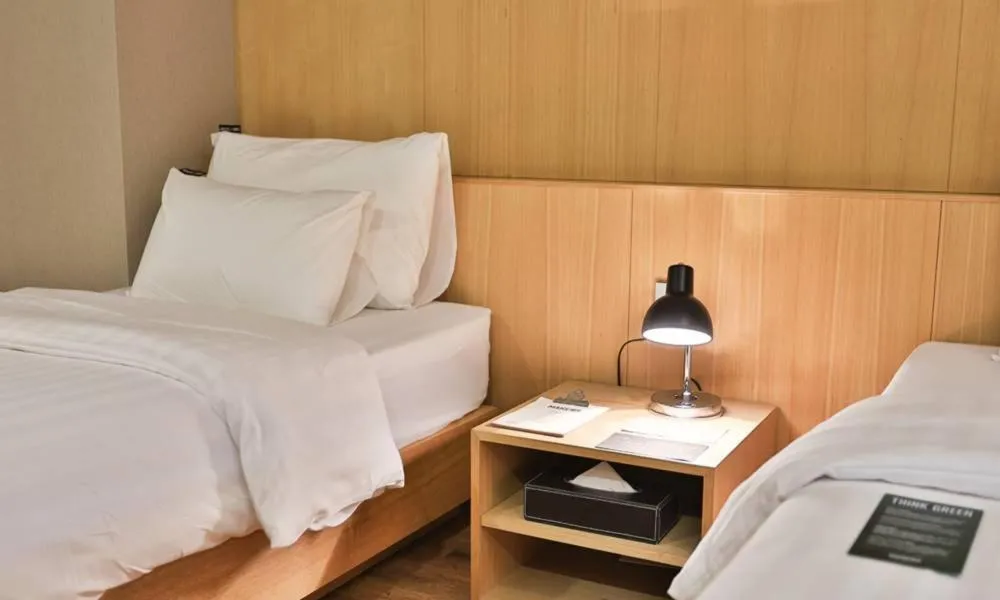 Jongro Makers X pretty Hotel