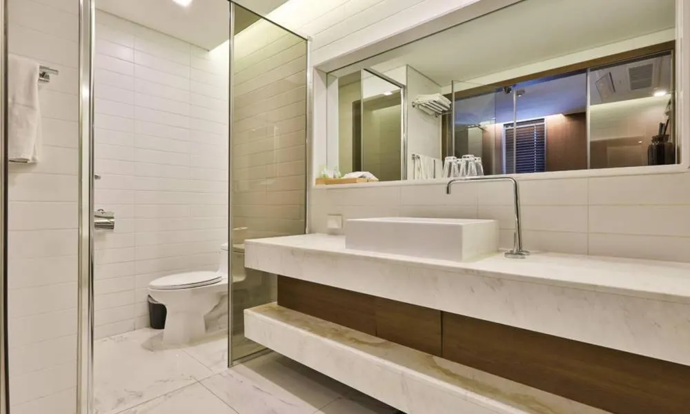 Jongro Makers X pretty Hotel