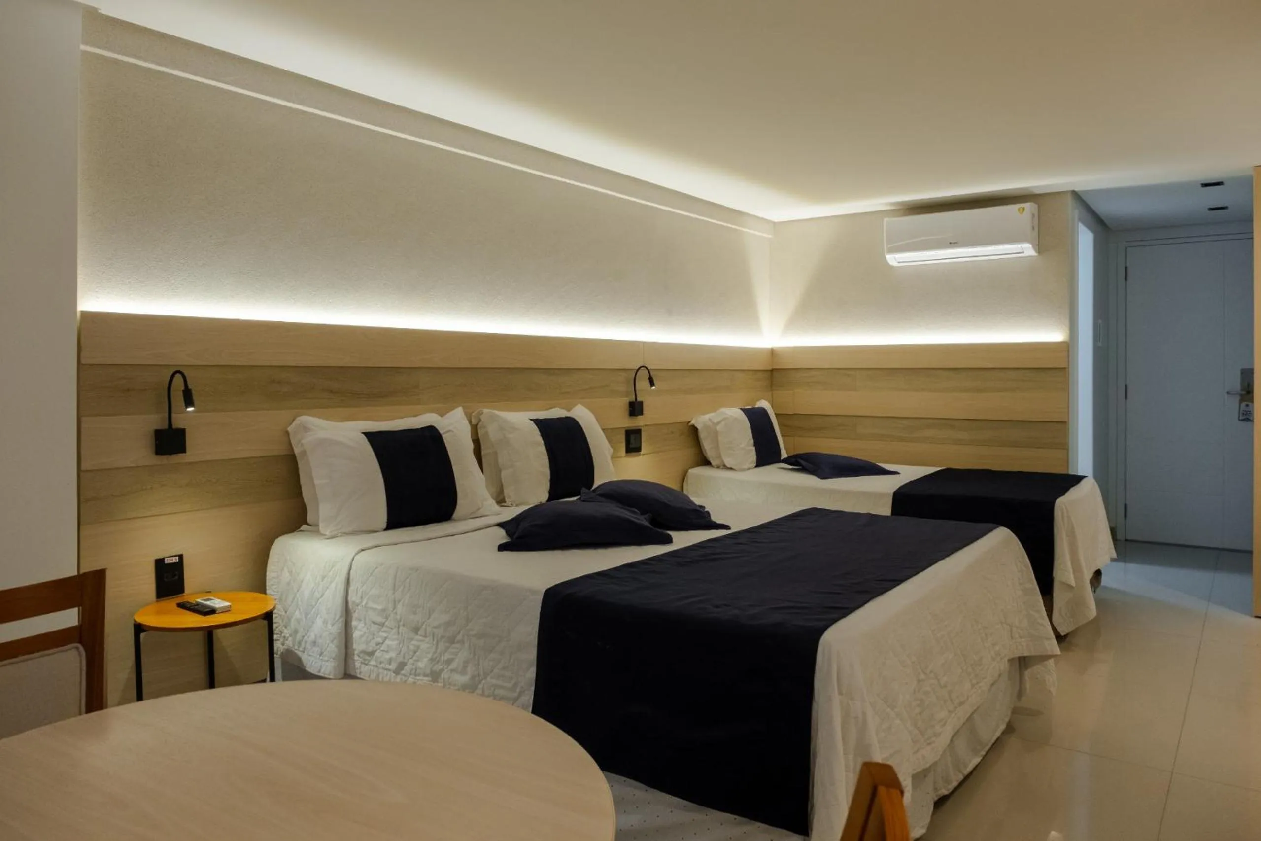 Bed in Laguna Praia Hotel