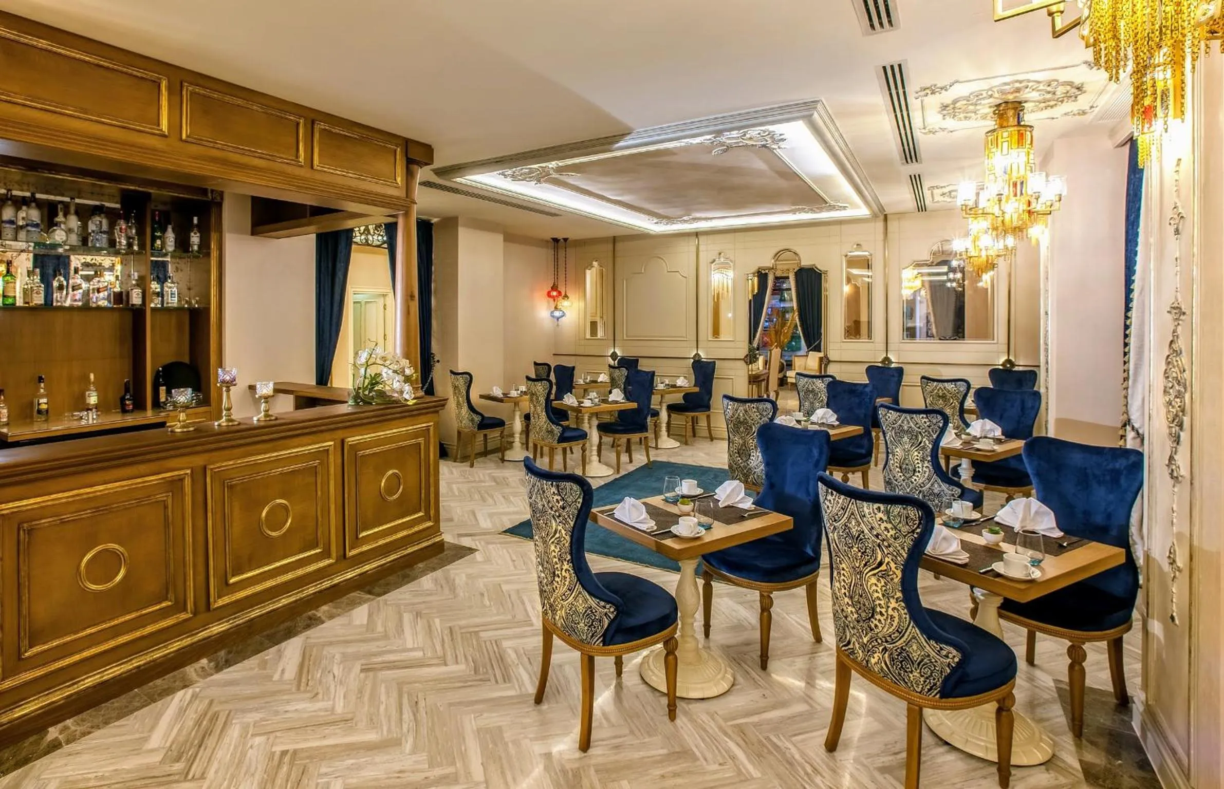 Restaurant/places to eat in Romance Istanbul Hotel Boutique Class