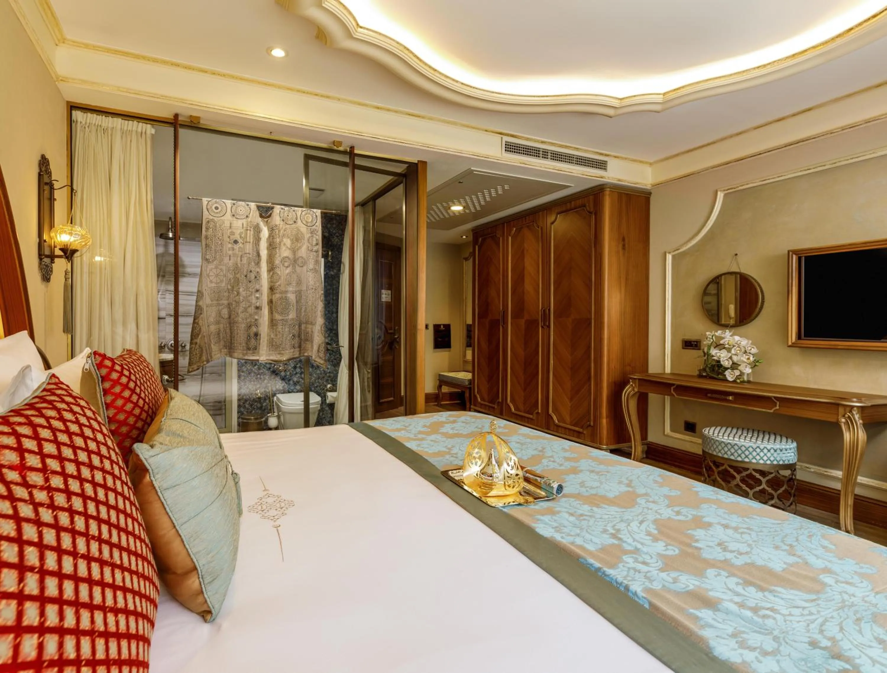 Photo of the whole room, Bed in Romance Istanbul Hotel Boutique Class