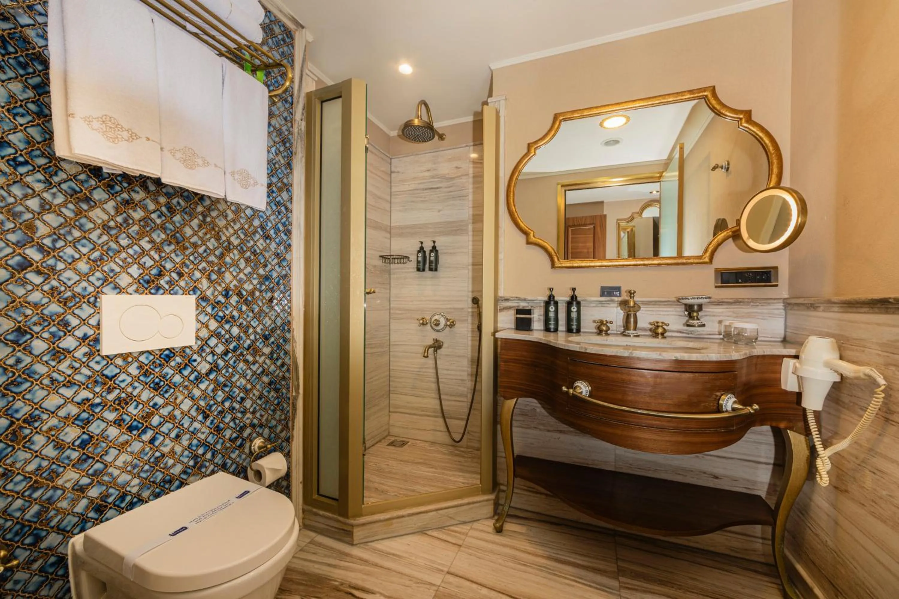 Shower in Romance Istanbul Hotel Boutique Class