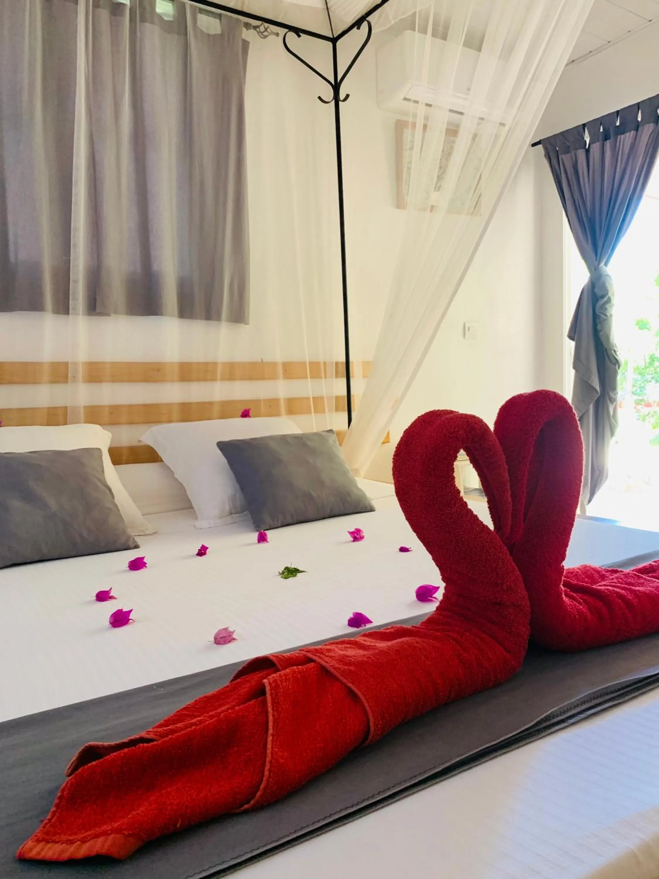 Bed in Ifaty Beach Club Resort