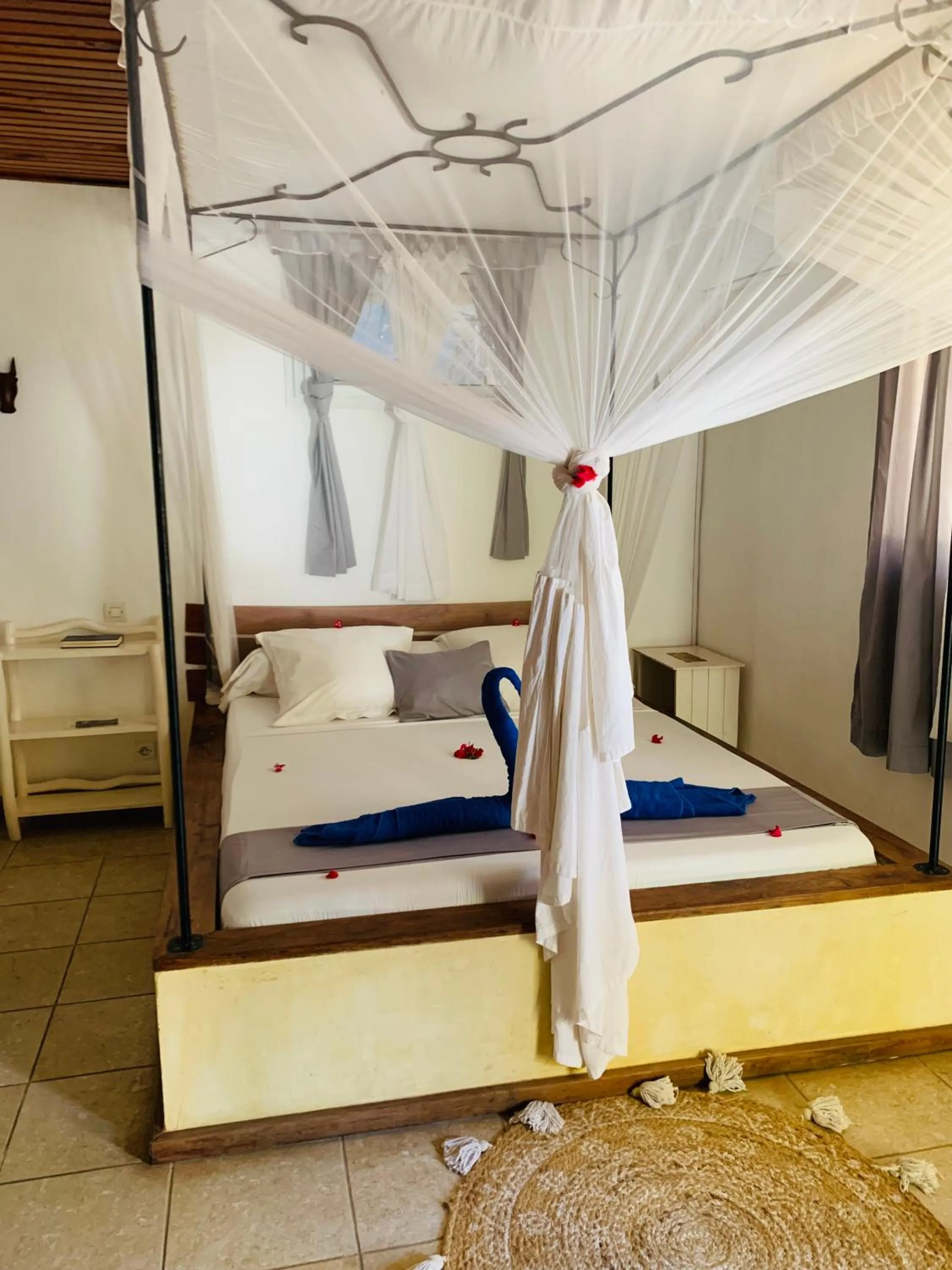 Bed in Ifaty Beach Club Resort