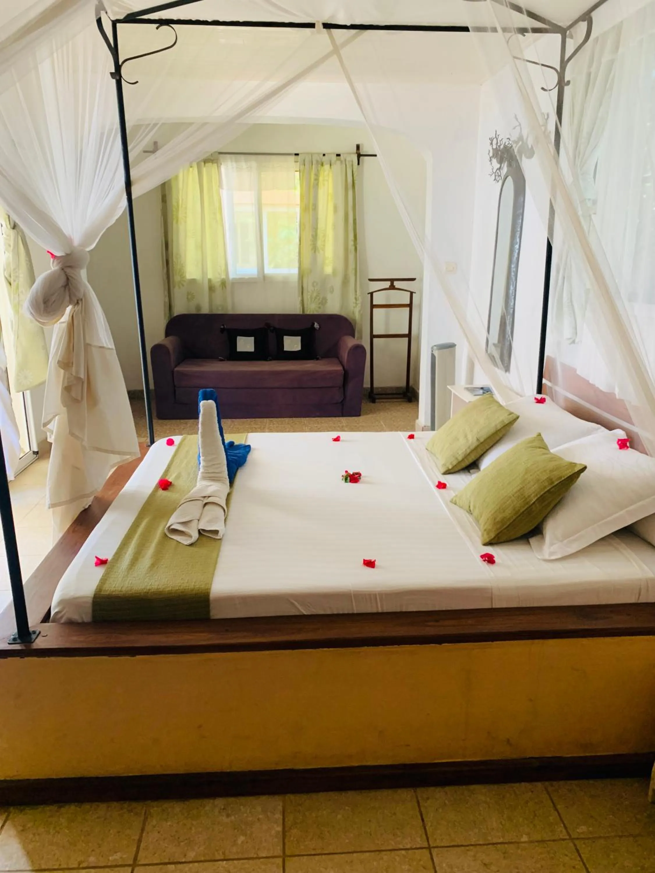 Bed in Ifaty Beach Club Resort