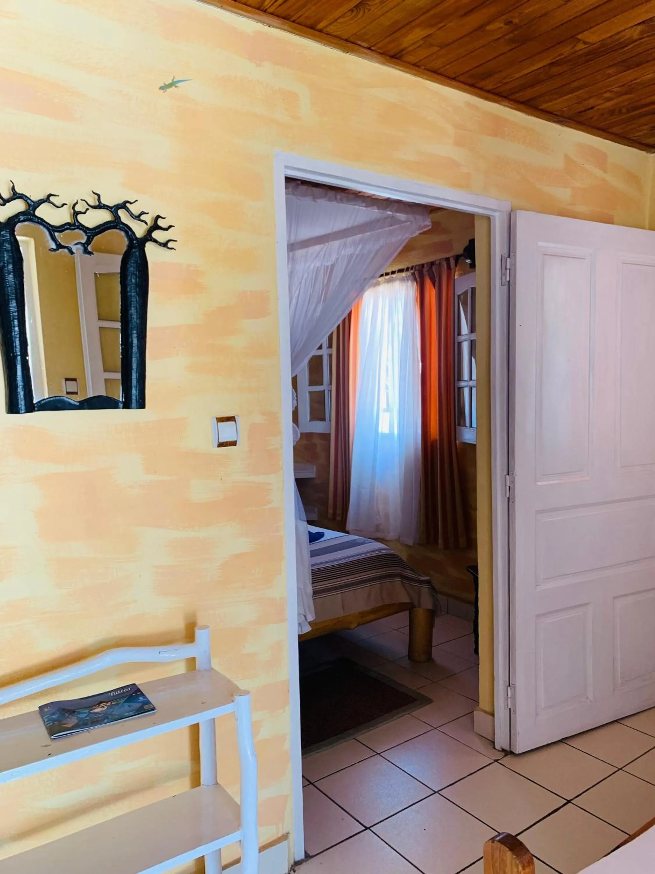 Bed in Ifaty Beach Club Resort