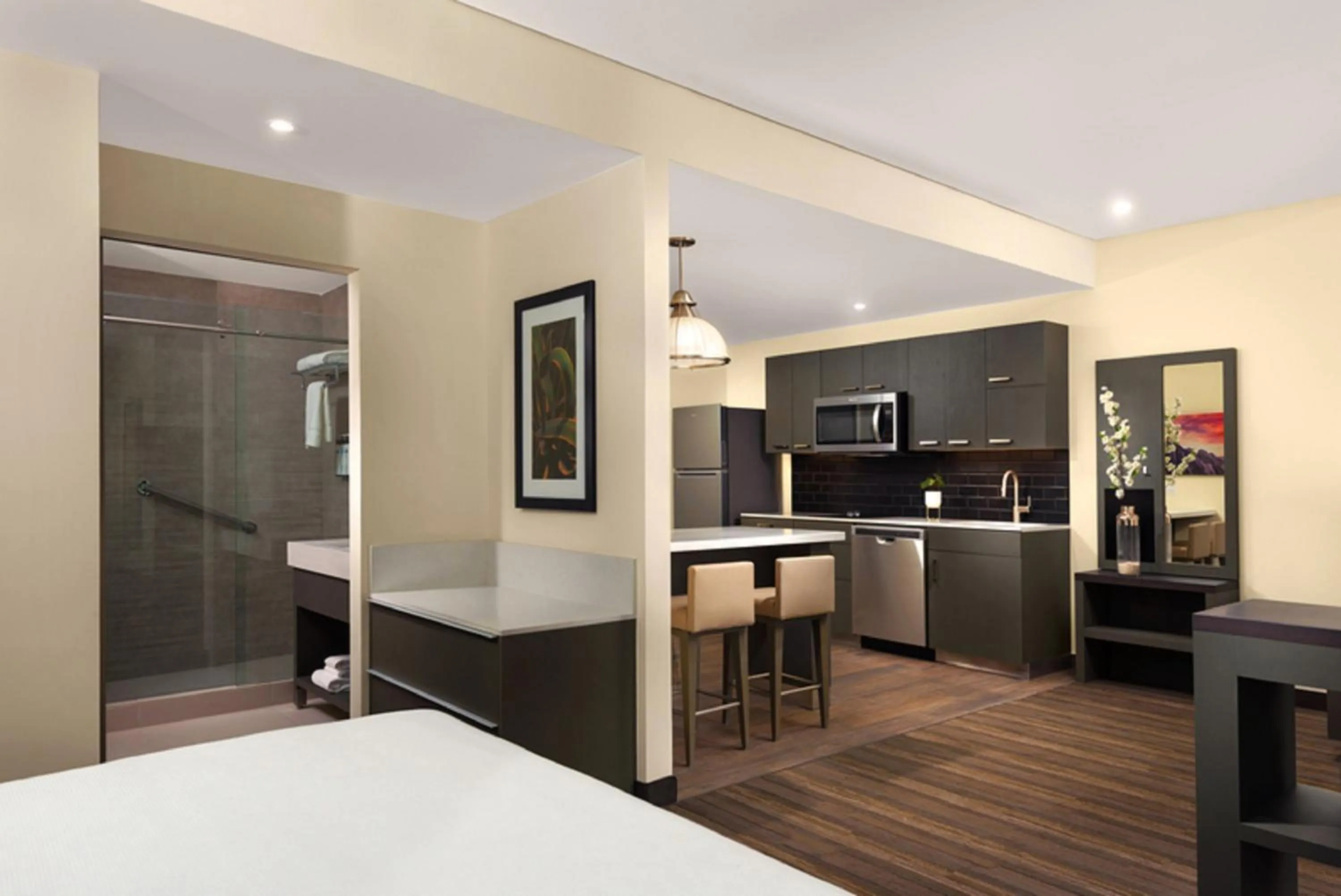 Bathroom, Bed in Hyatt Place Monterrey Valle