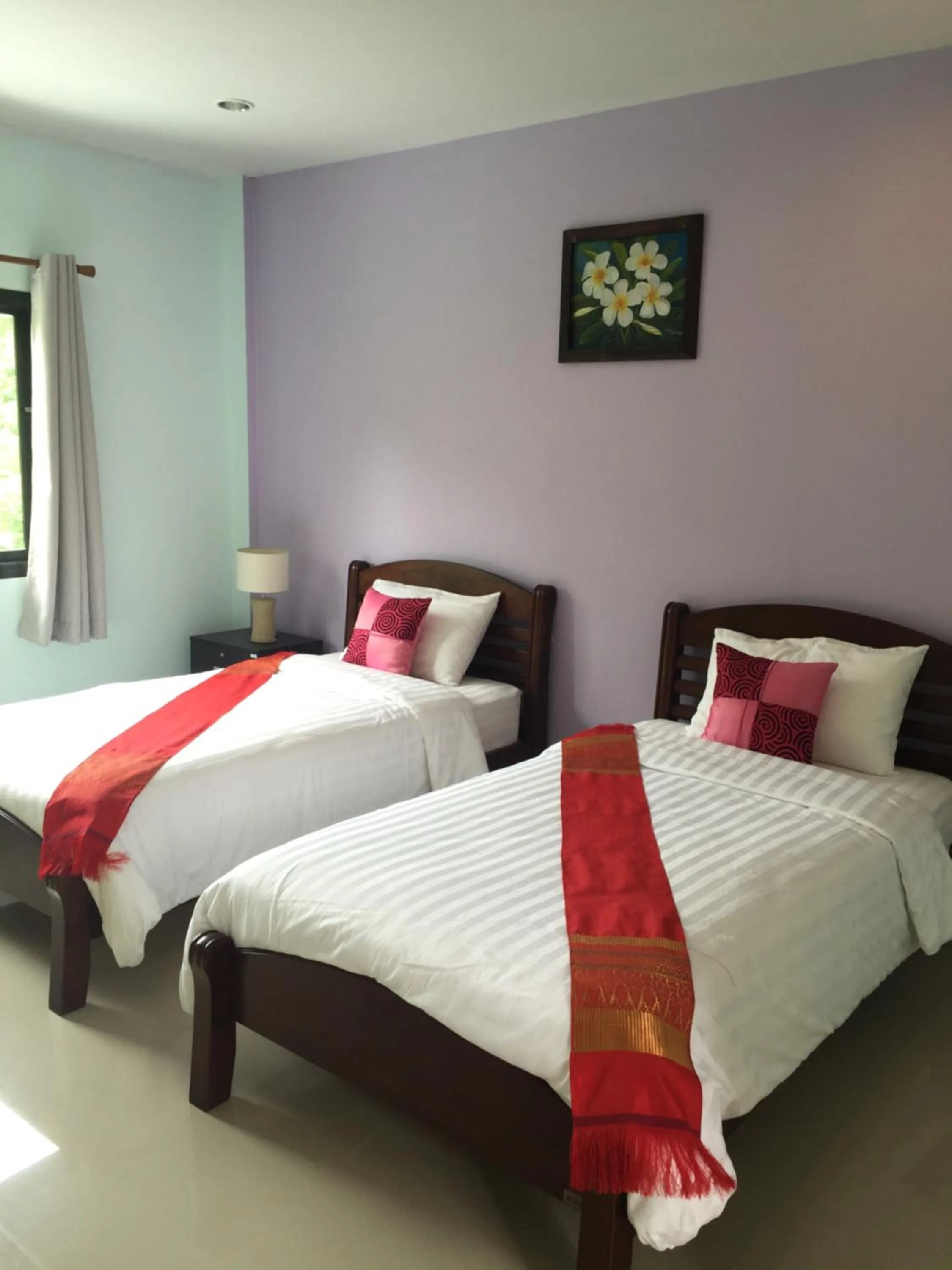 Bed in Maehaad Guesthouse