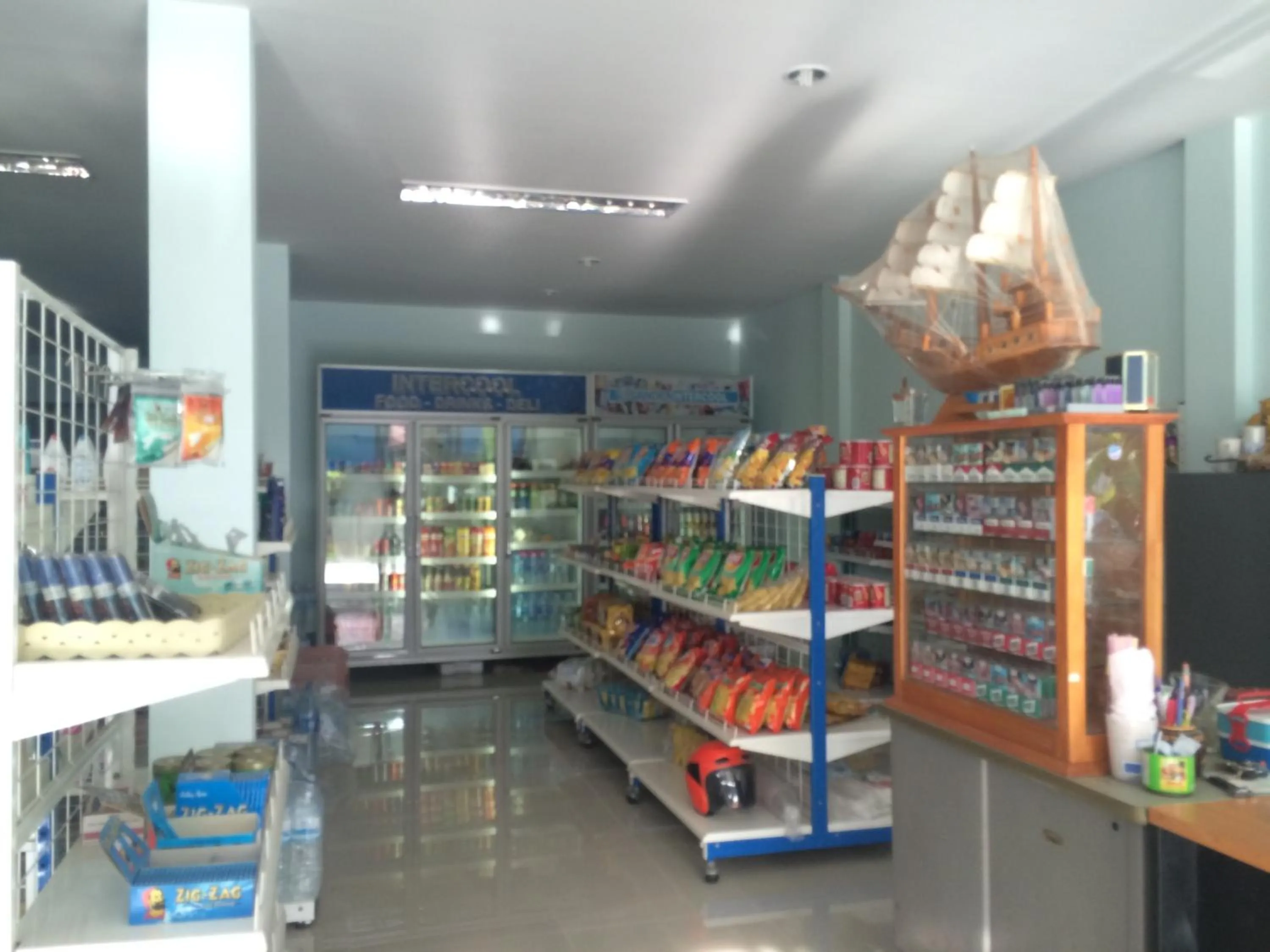 On-site shops in Maehaad Guesthouse