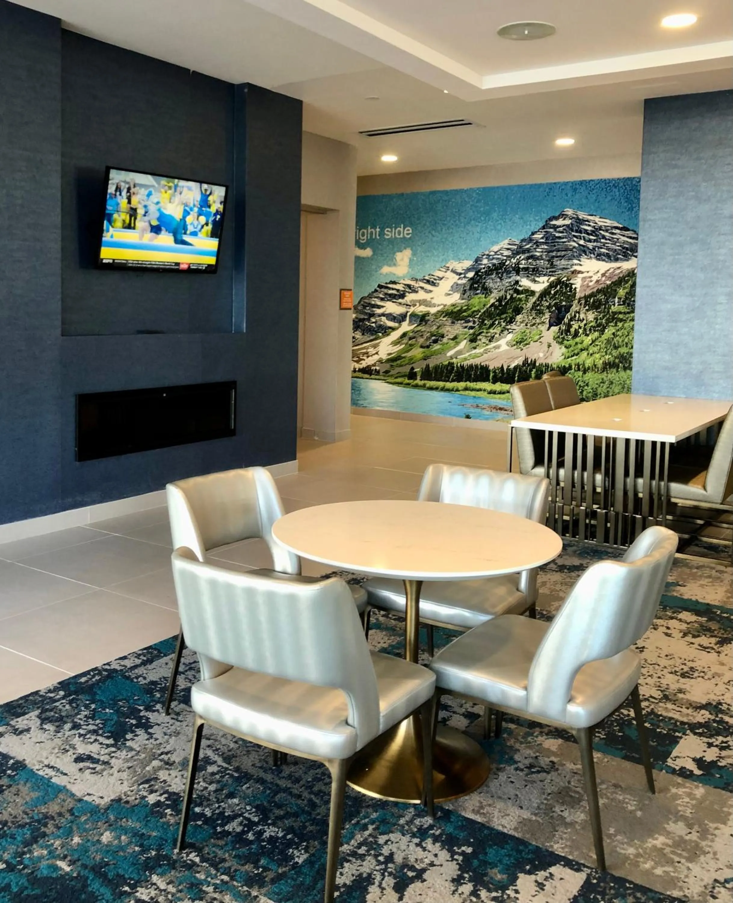 Lobby or reception in La Quinta Inn & Suites by Wyndham Denver Parker