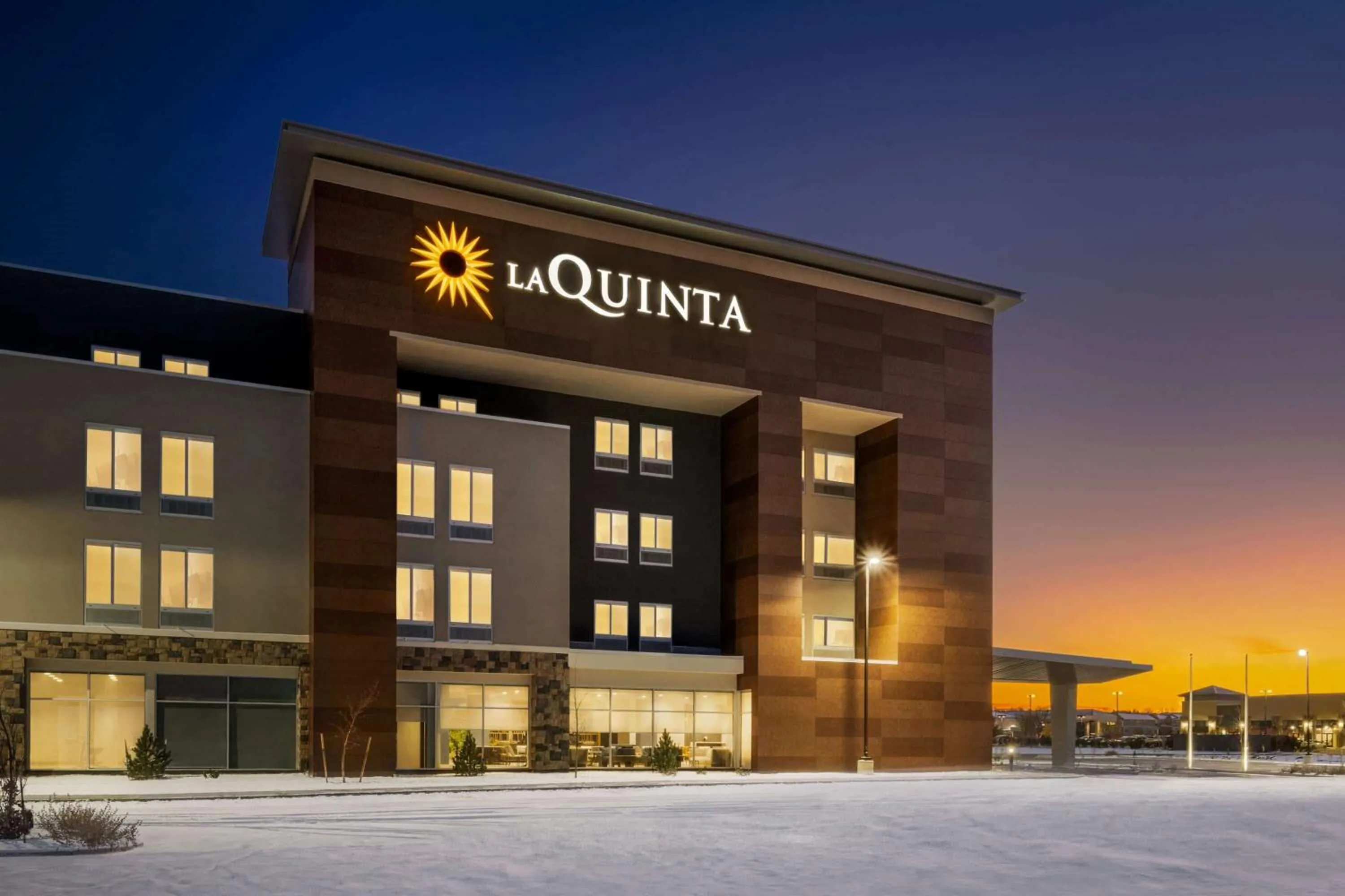 Property building in La Quinta Inn & Suites by Wyndham Denver Parker