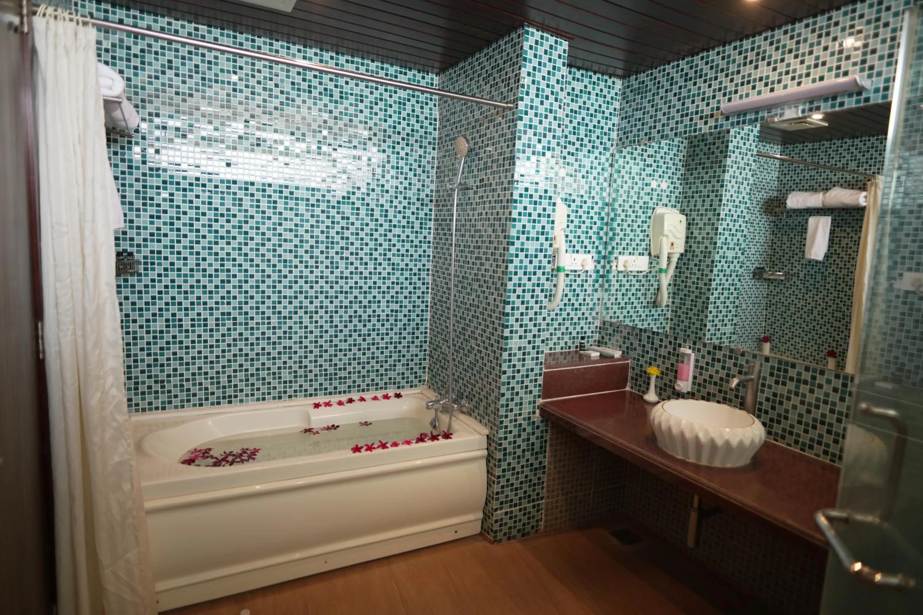 Bathroom in Greenleaf The Resort & Spa, Ganpatipule