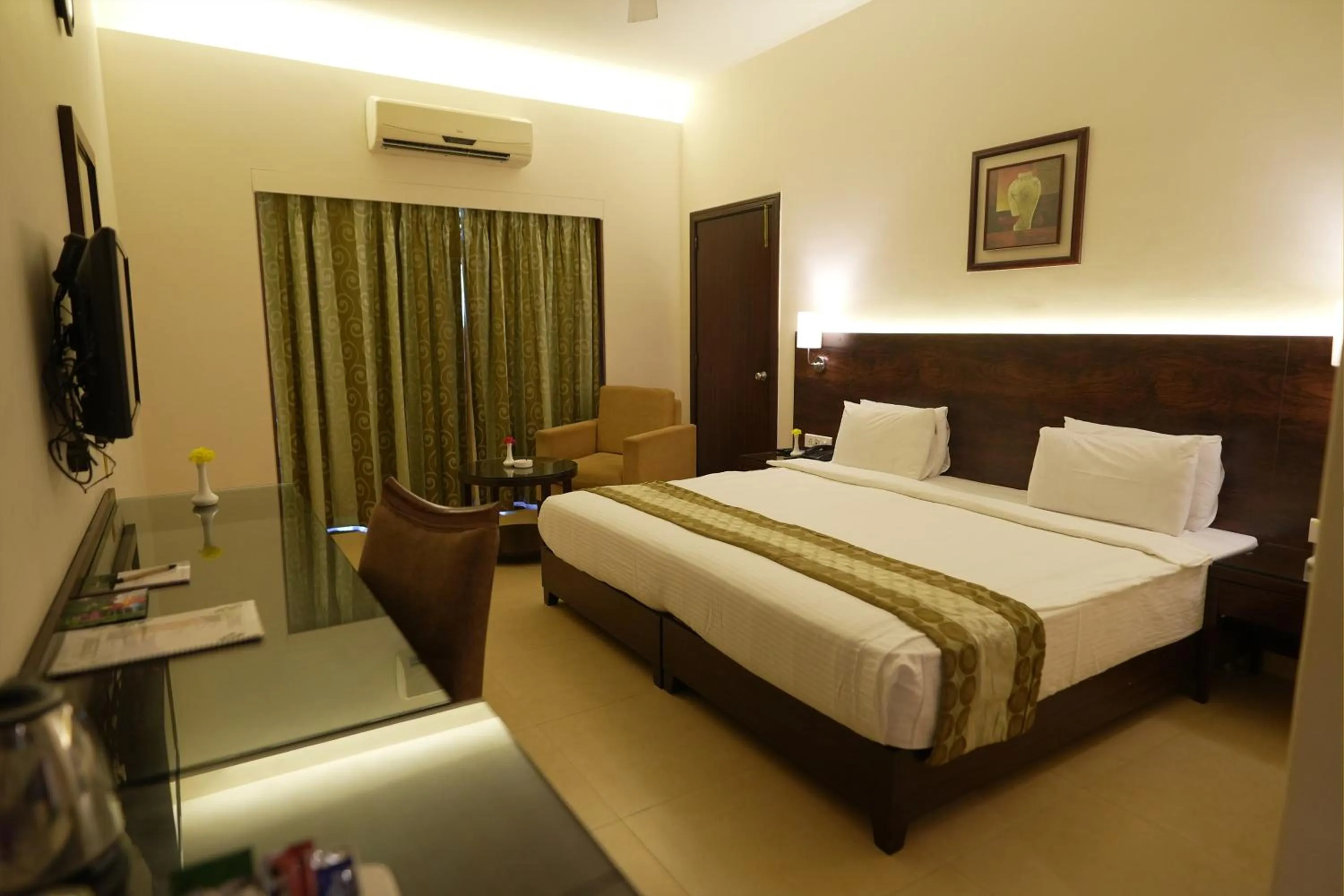 Bed in Greenleaf The Resort & Spa, Ganpatipule