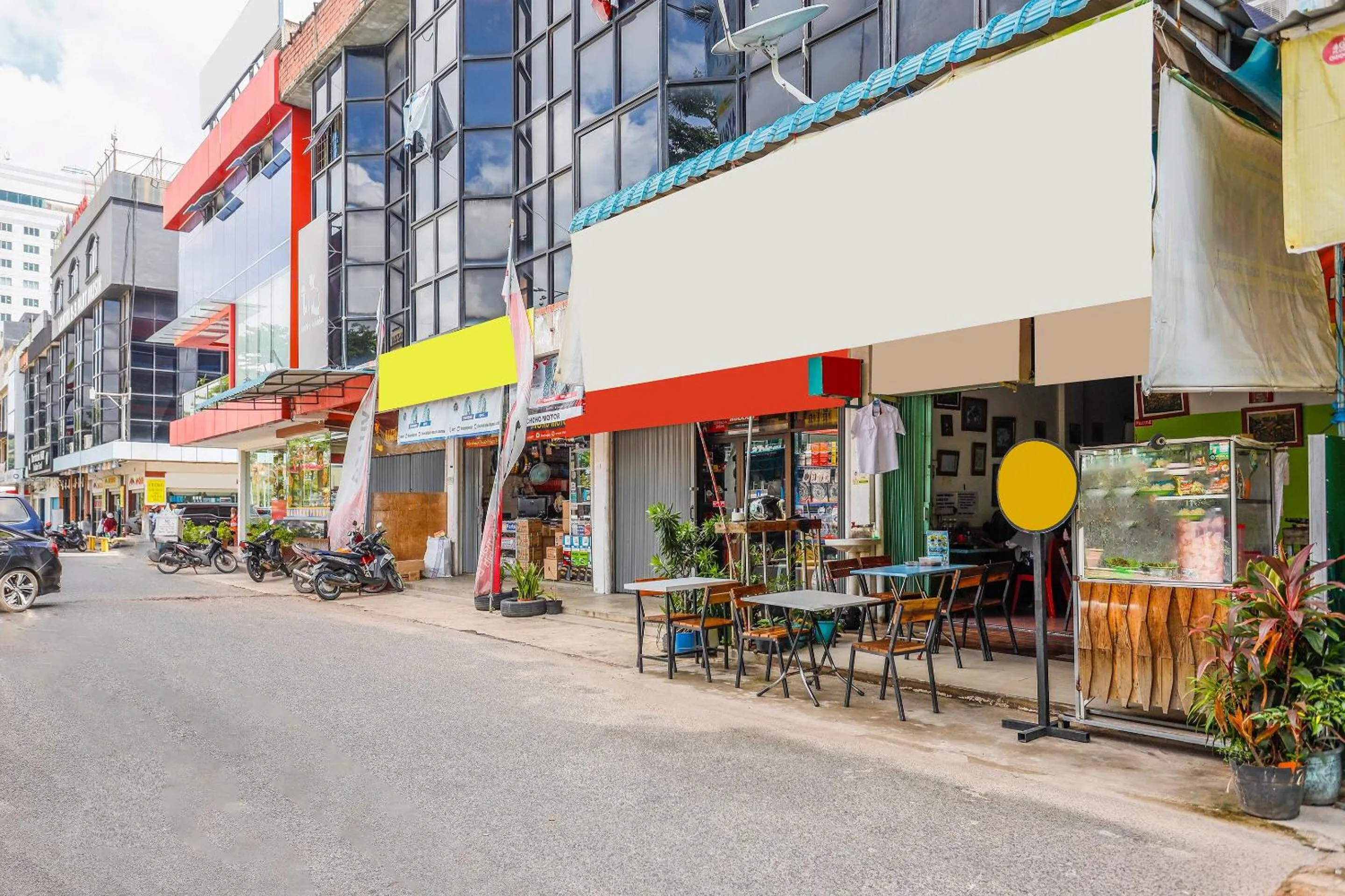 Facade/entrance in Hotel O Wr House Syariah BatamNearEast Coast Park