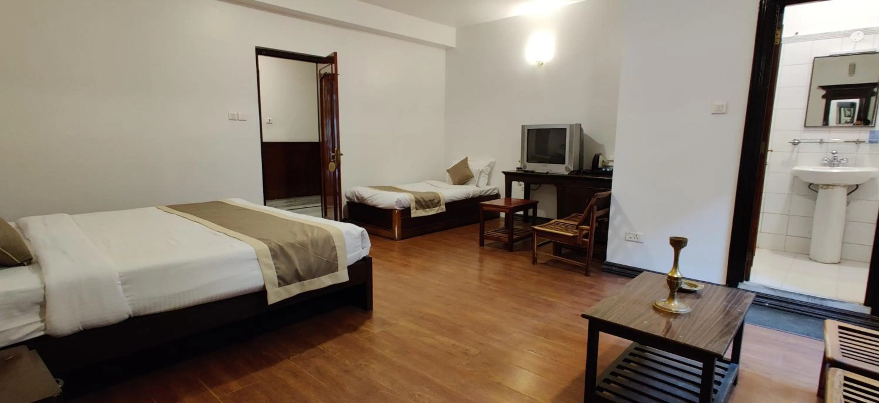 Photo of the whole room, Bed in HOTEL RENDEZVOUS