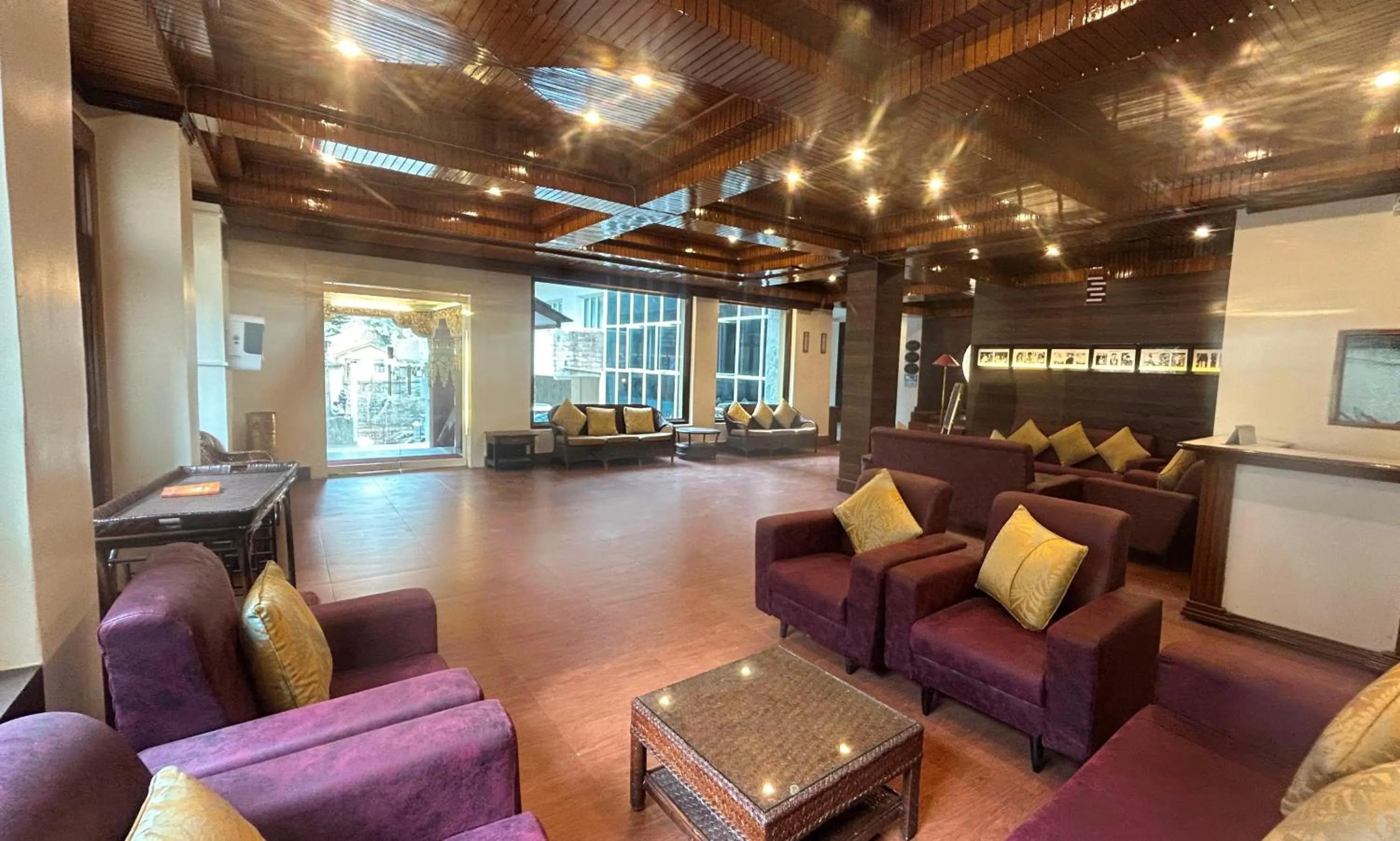 Lobby or reception in HOTEL RENDEZVOUS