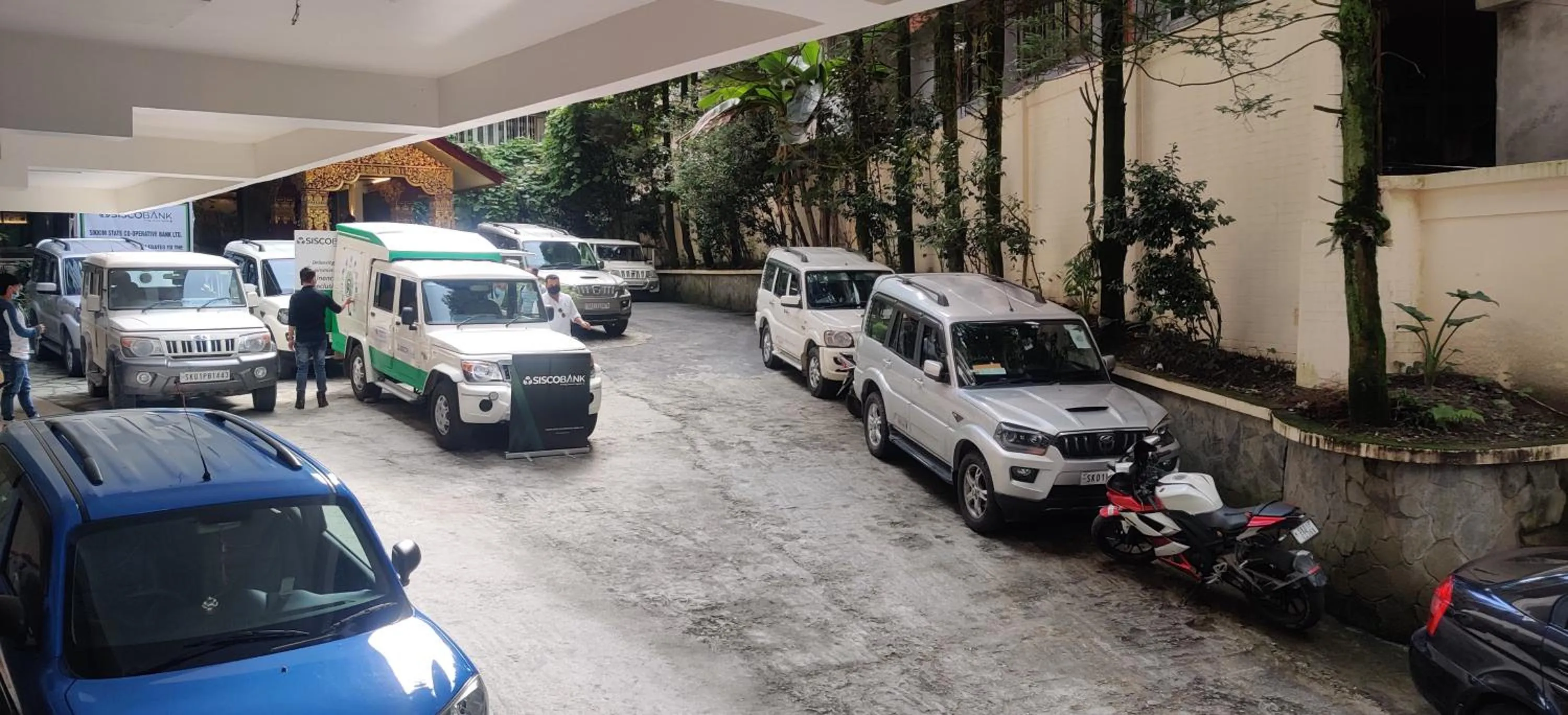 Parking in HOTEL RENDEZVOUS