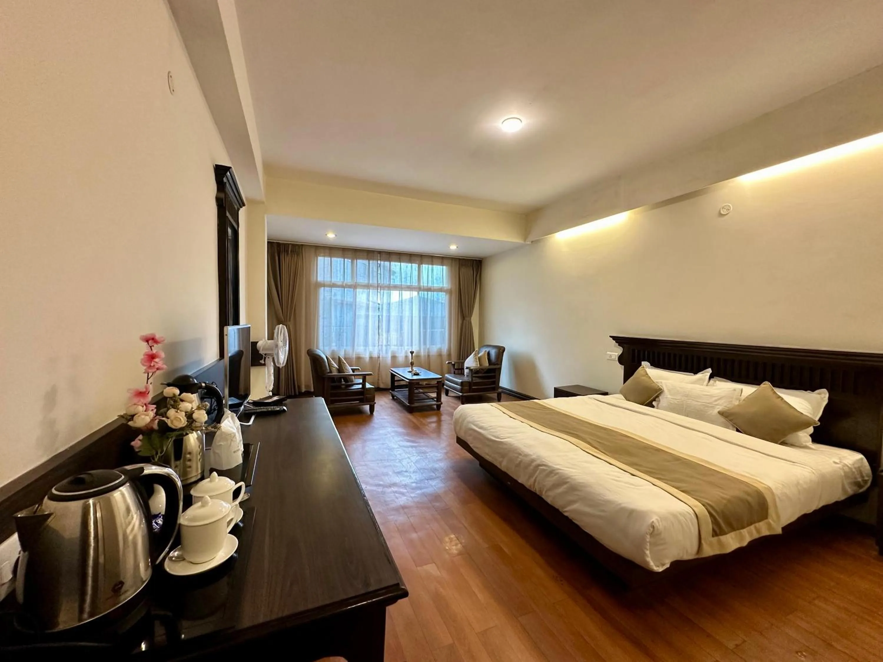 Photo of the whole room, Bed in HOTEL RENDEZVOUS