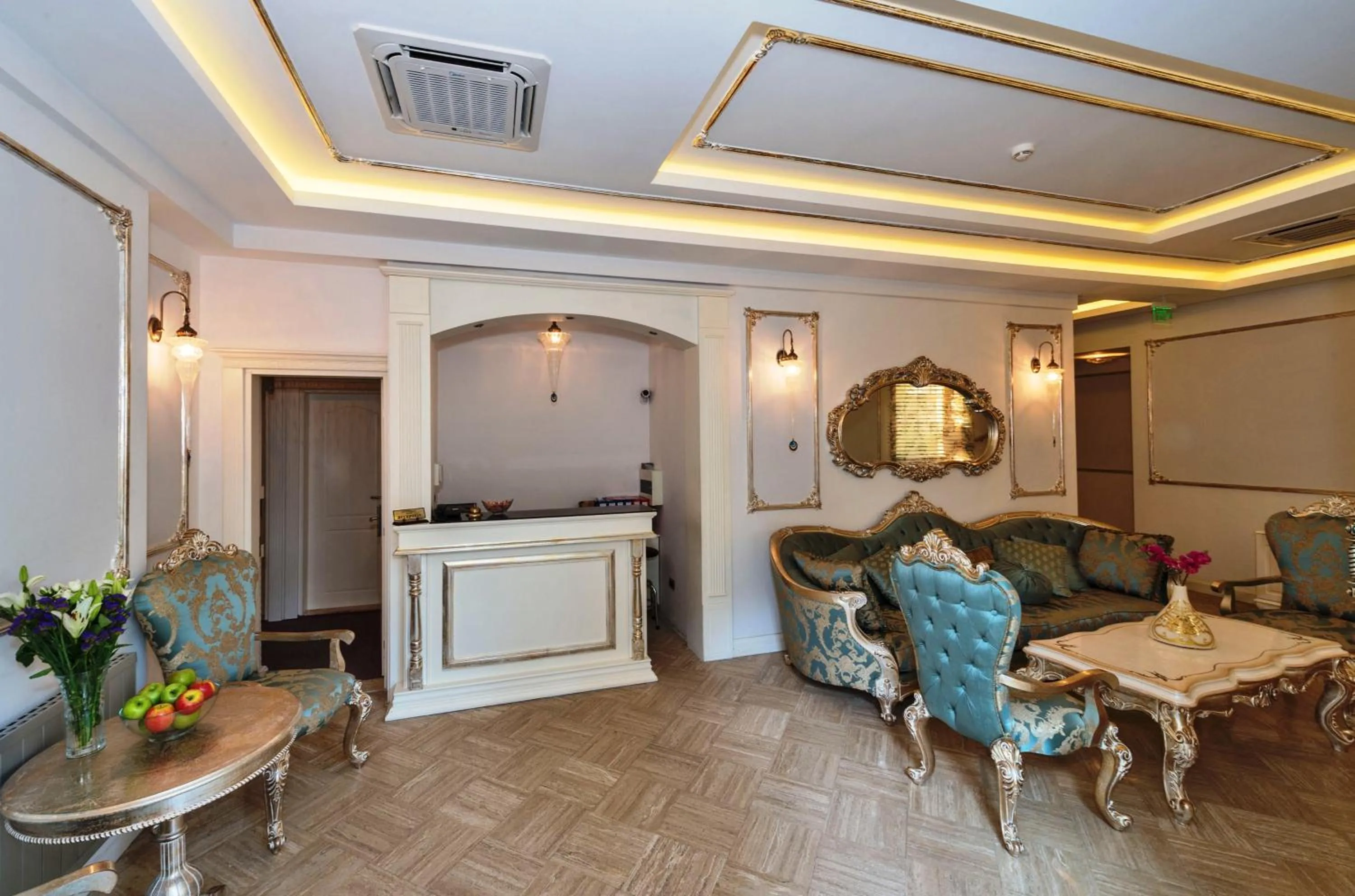 Lobby or reception in Zeynep Sultan Hotel