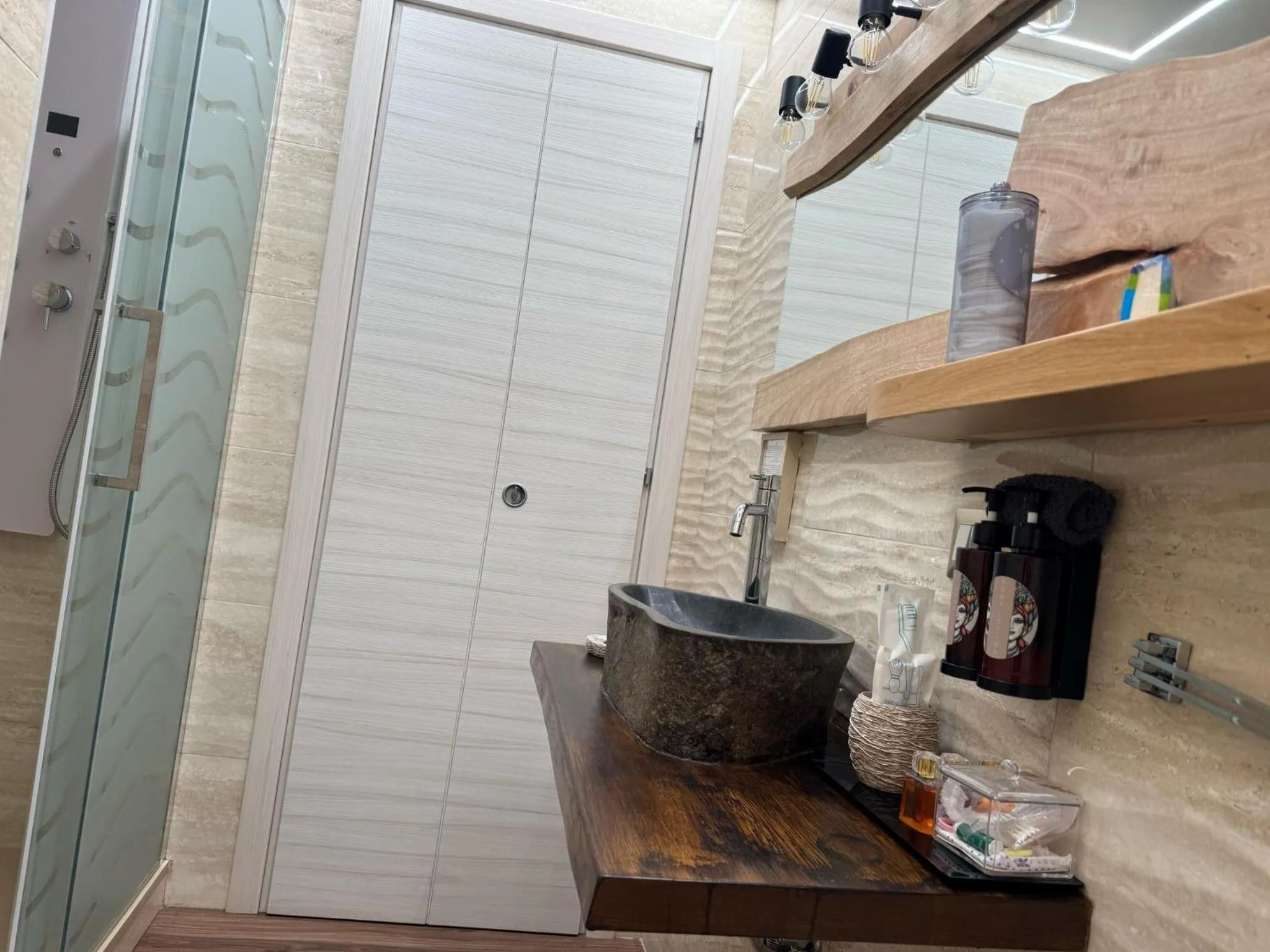 Bathroom in B&B i MORI