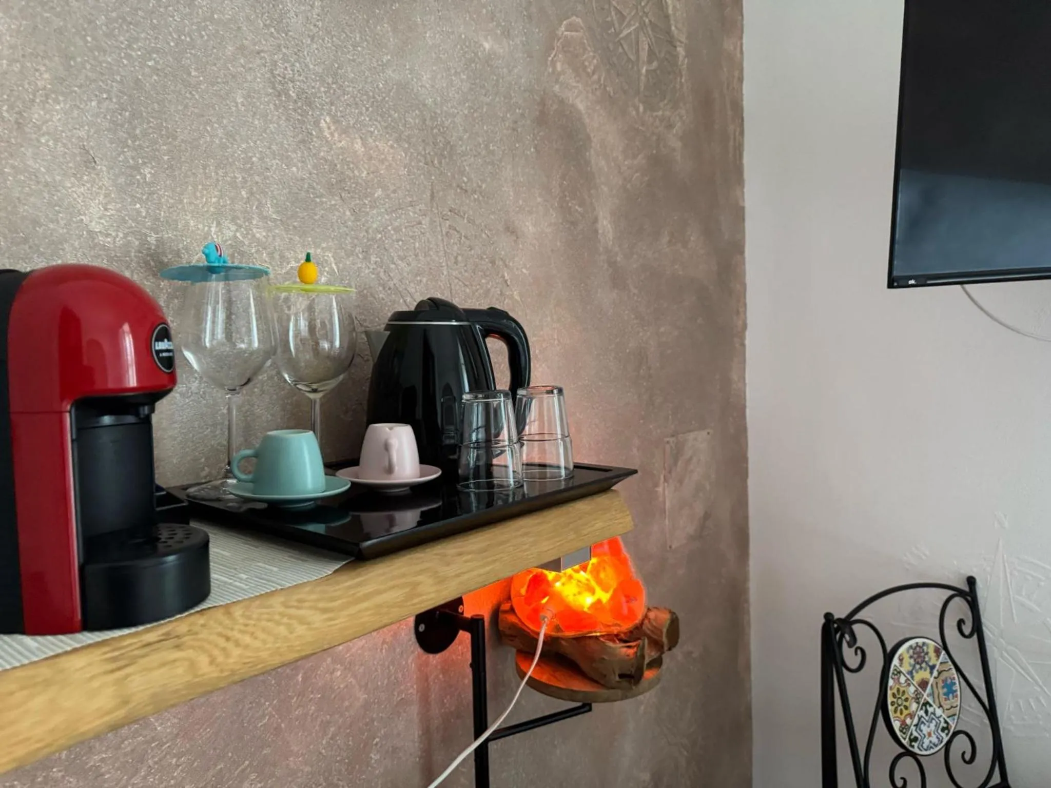 Coffee/tea facilities in B&B i MORI