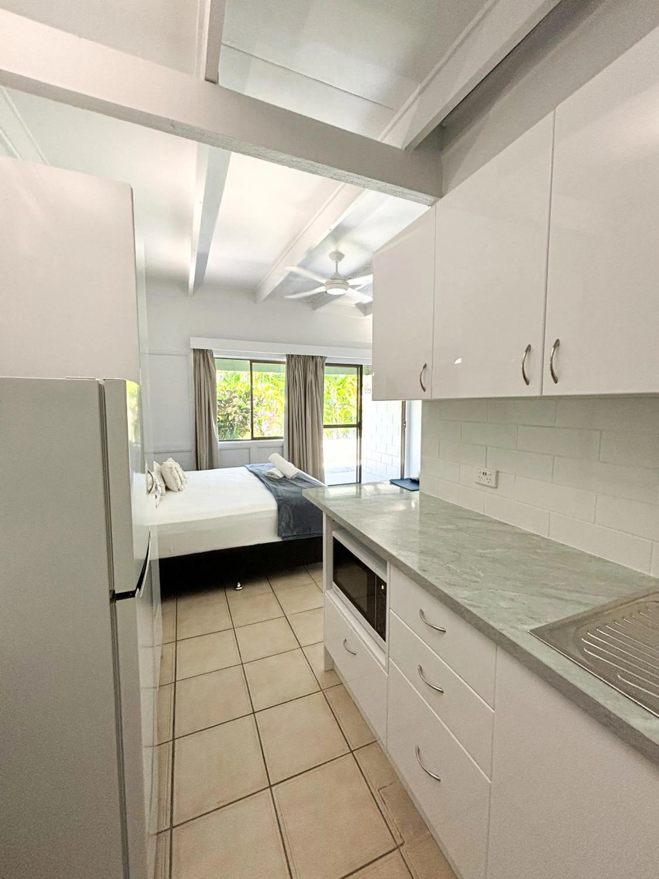 Bed in Amaroo On Mandalay, Magnetic Island