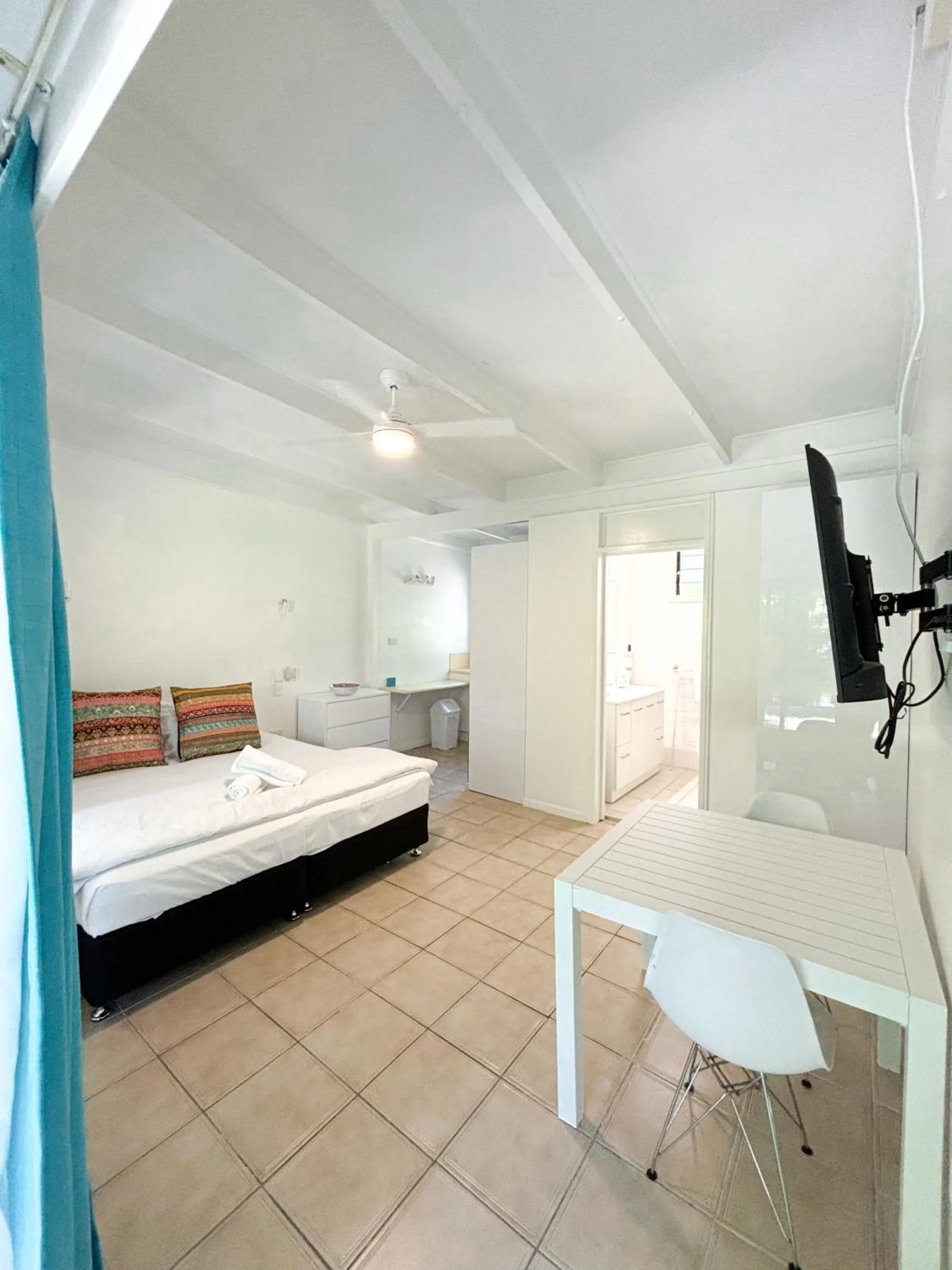 Bed in Amaroo On Mandalay, Magnetic Island