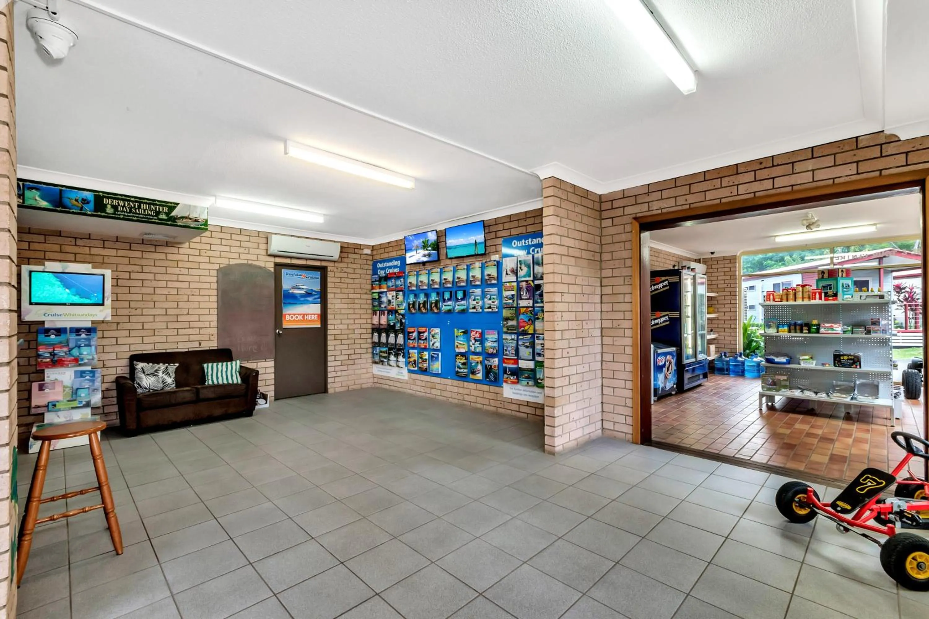 Property building in Discovery Parks - Airlie Beach