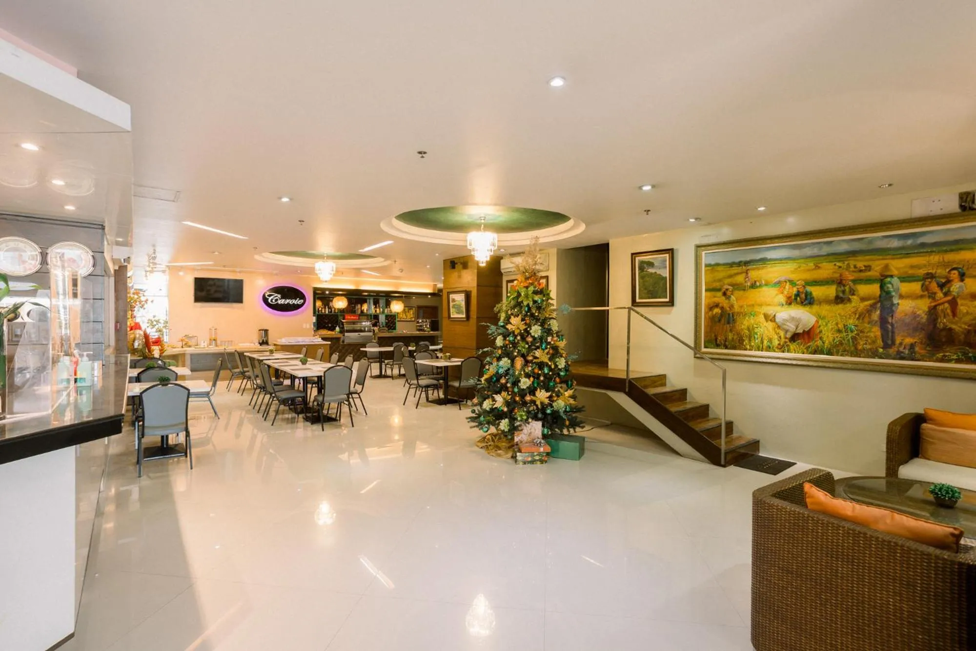 Lobby or reception in Allure Hotel & Suites