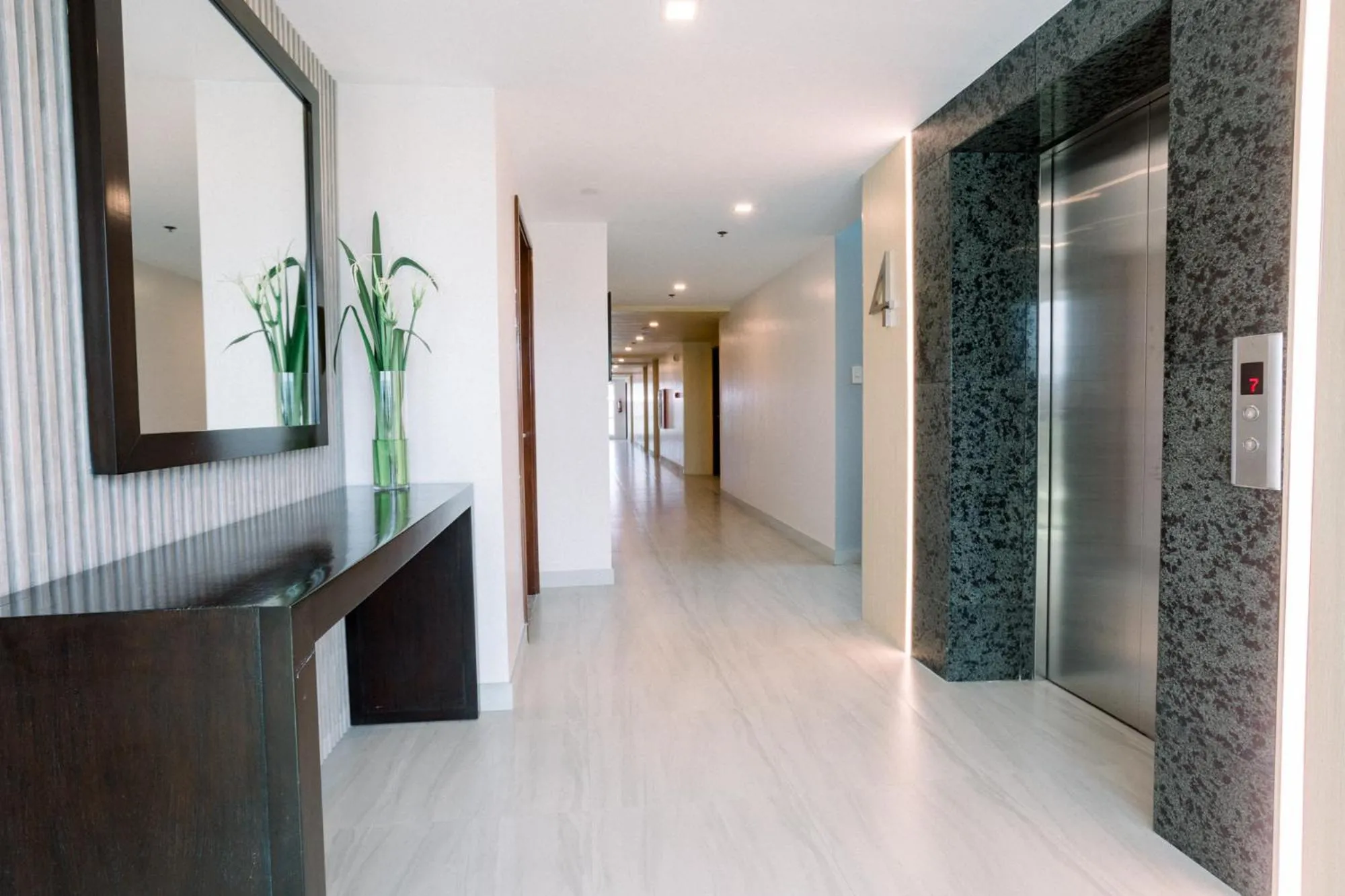 elevator in Allure Hotel & Suites