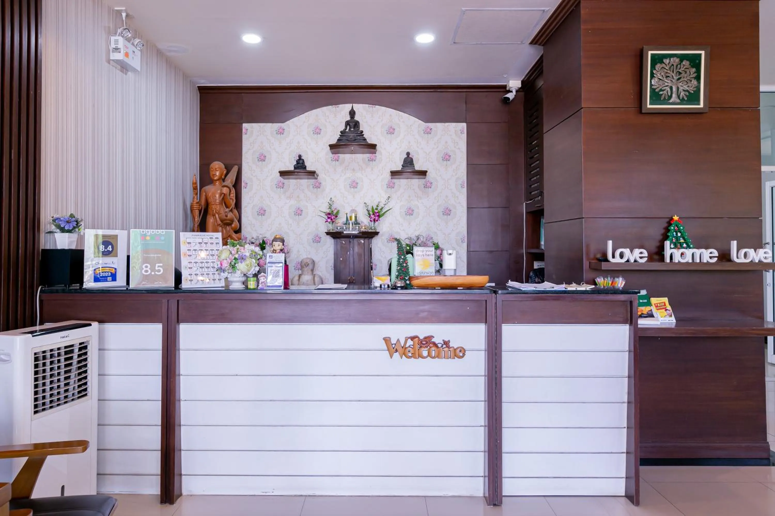 Lobby or reception in Panwalee Hotel