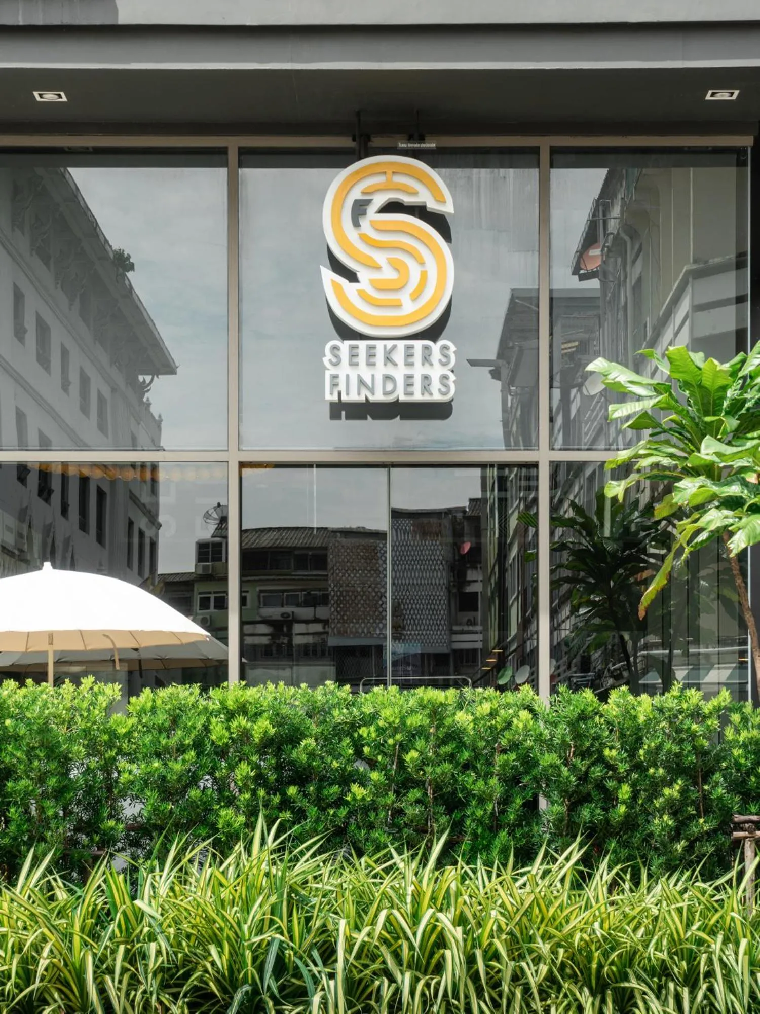 Property building in Seekers Finders Rama IV Hotel SureStay Collection by BW