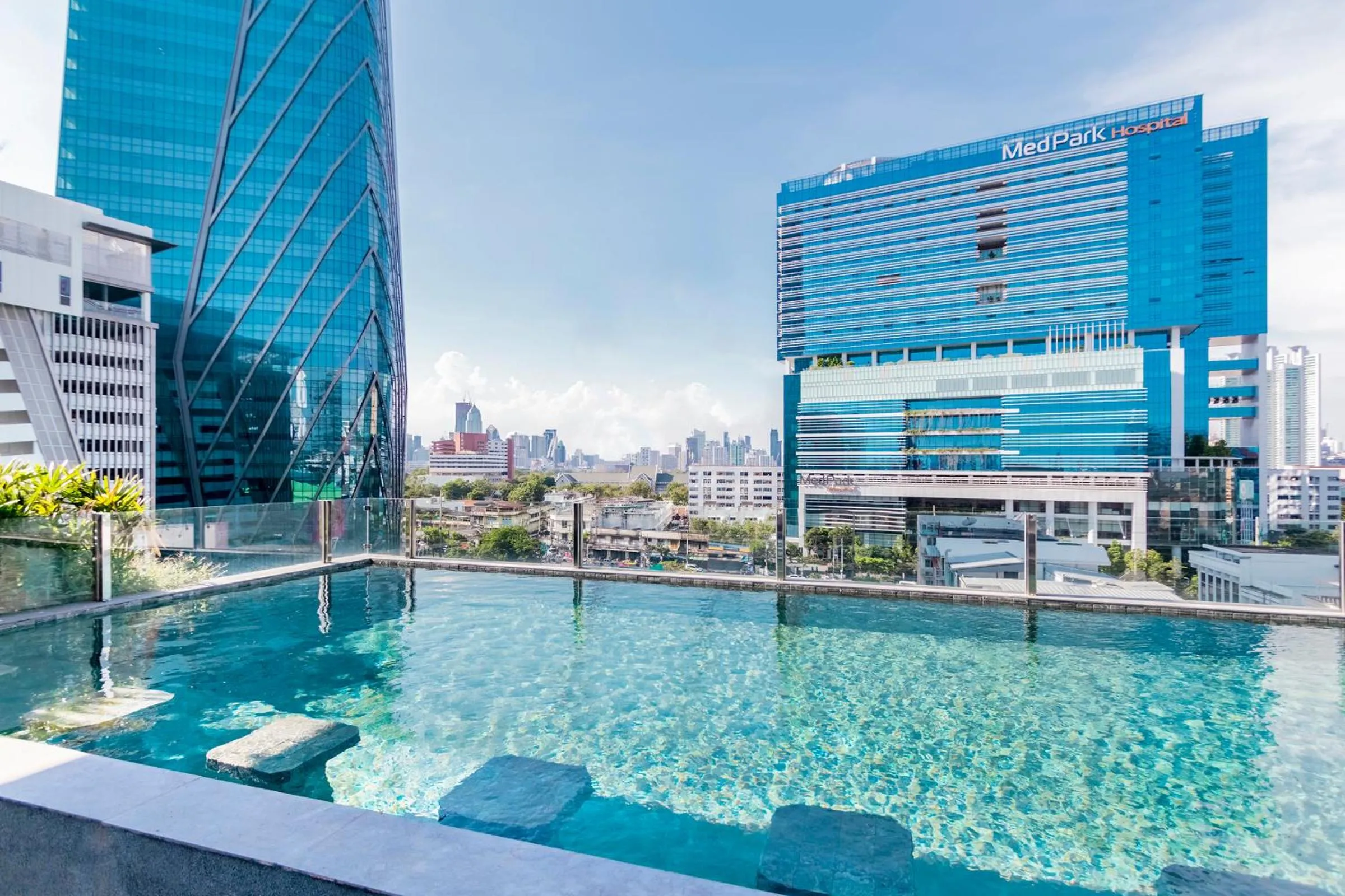 Property building in Seekers Finders Rama IV Hotel SureStay Collection by BW