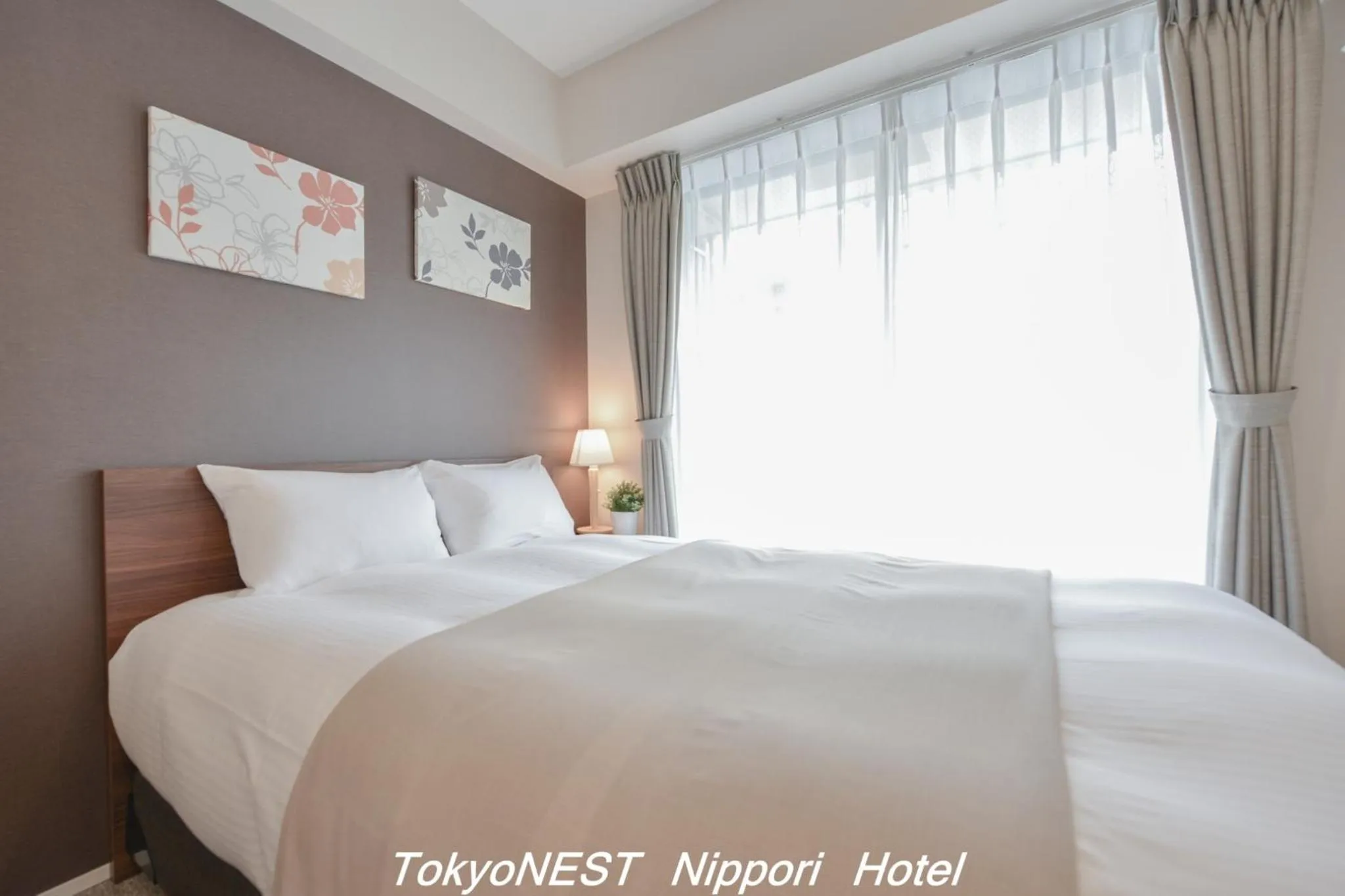 Bed in TokyoNEST Nippori