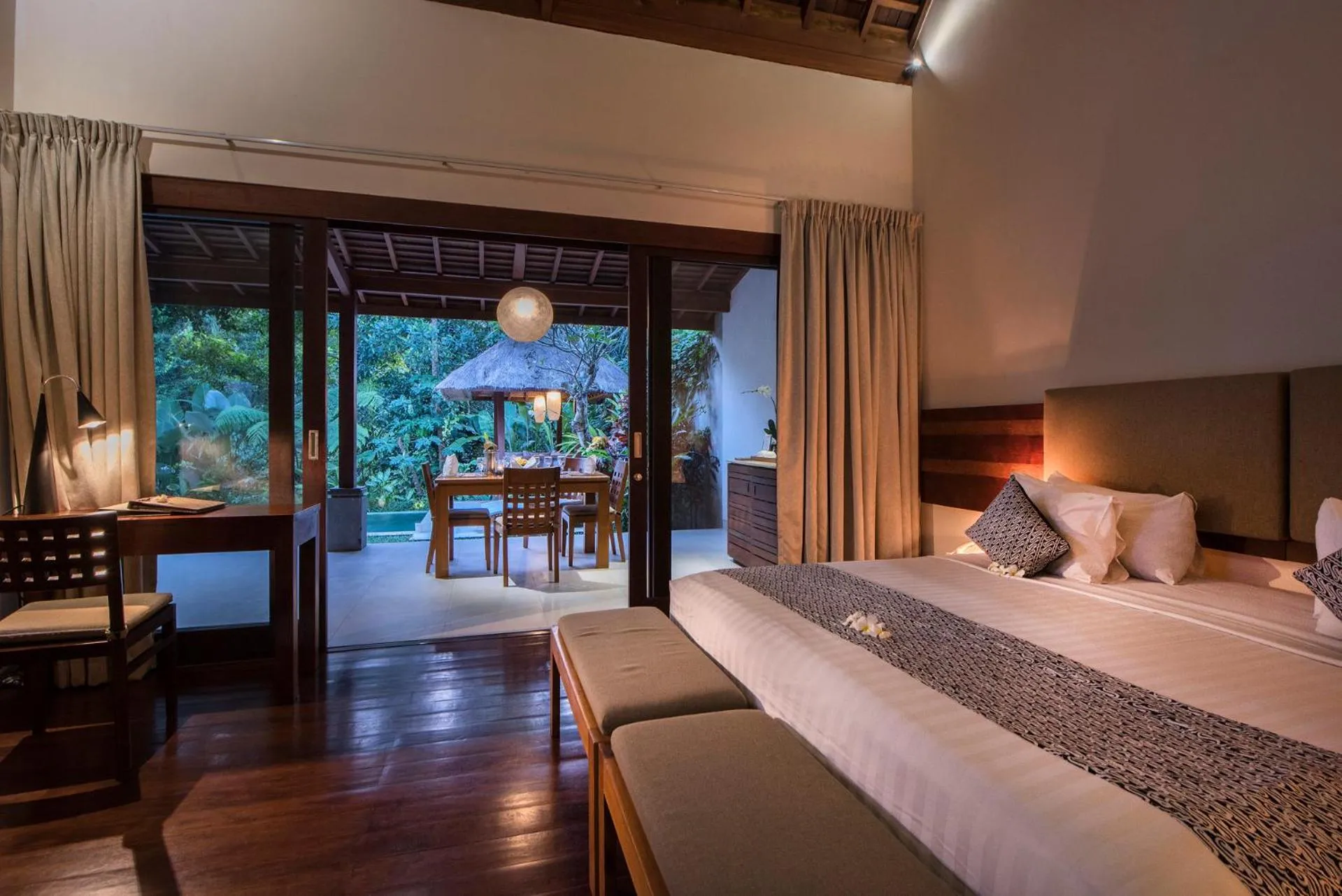 Bedroom, Bed in Santun Luxury Private Villas