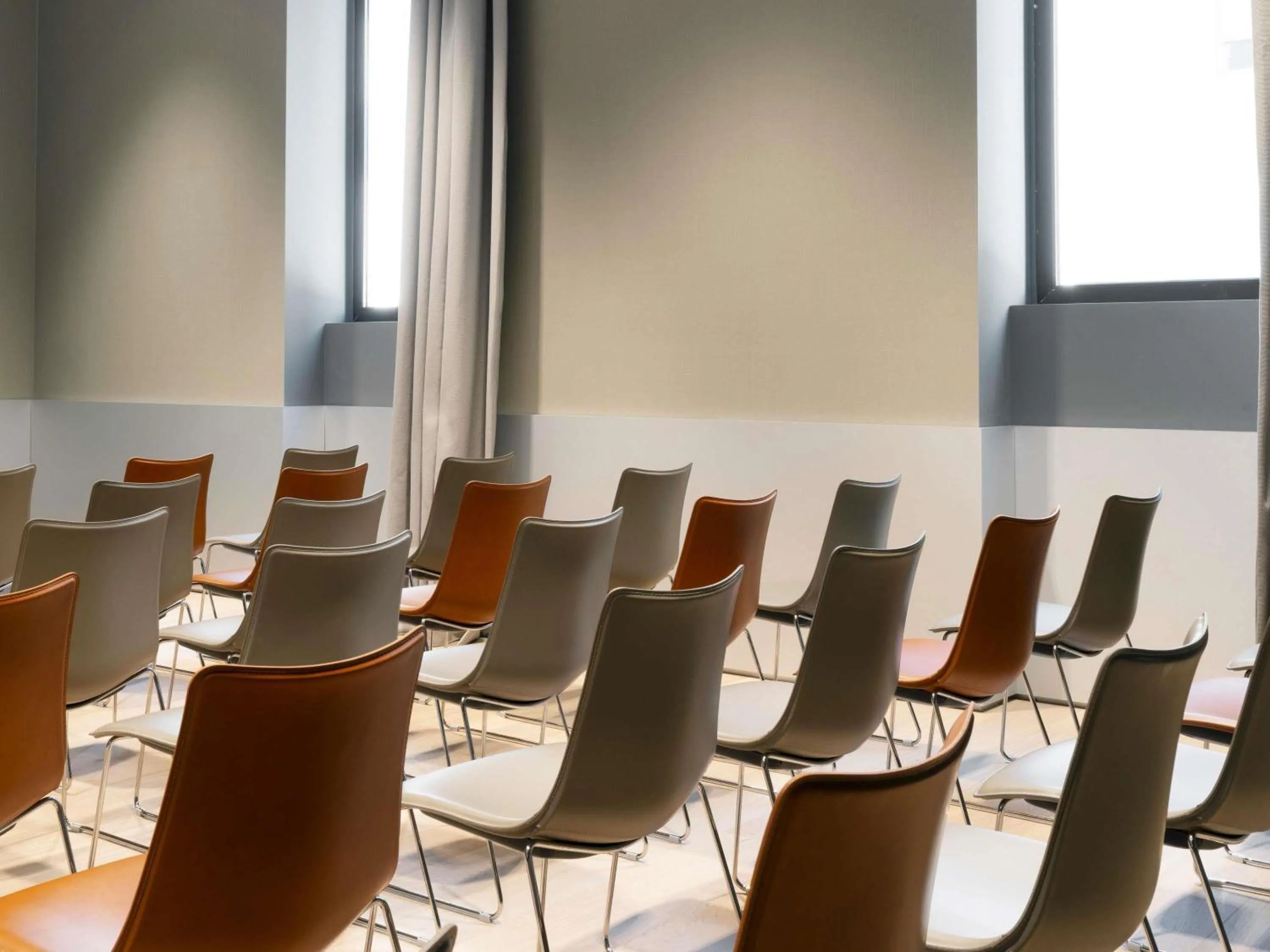 Meeting/conference room in Palazzo Tirso MGallery Cagliari