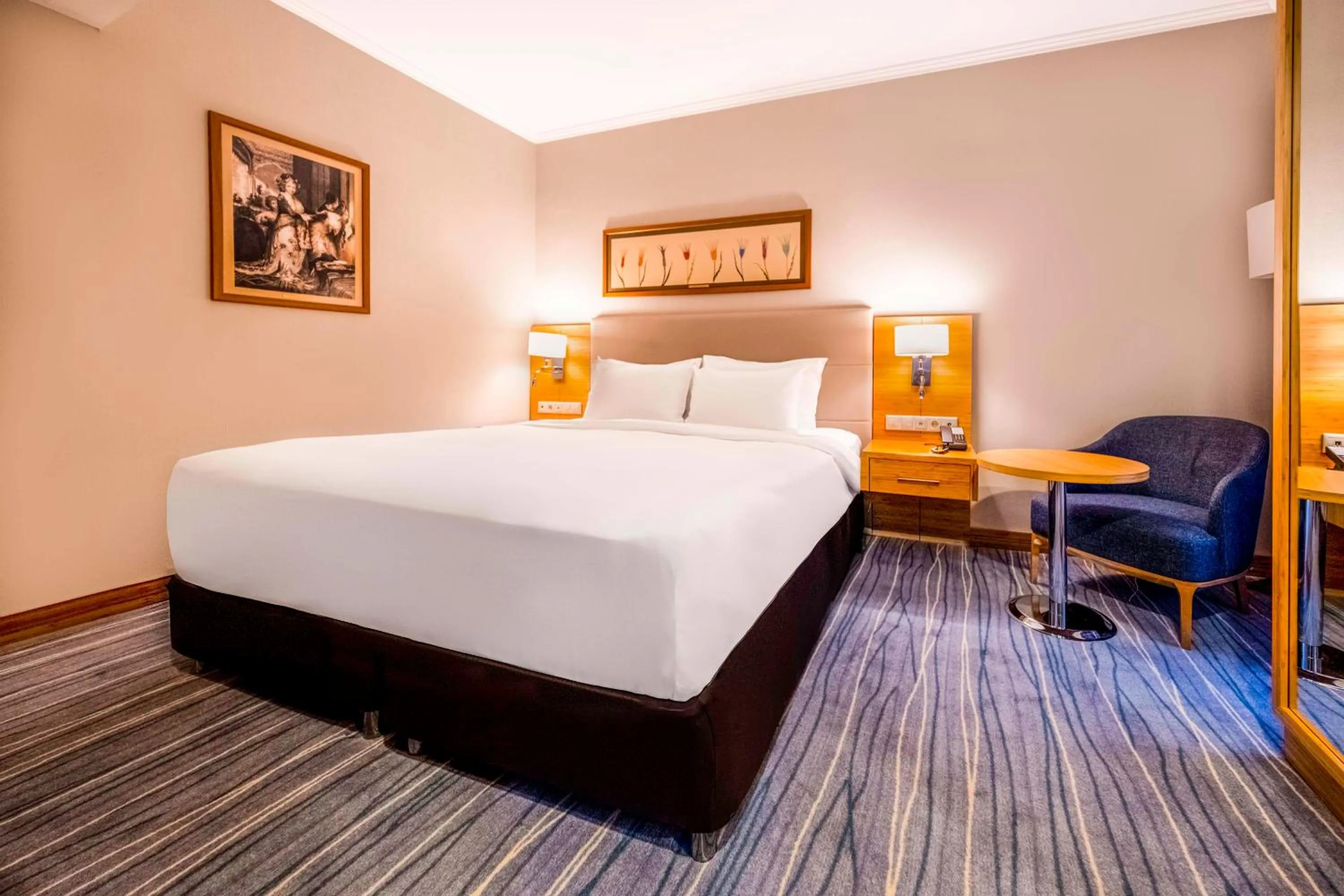 Bed in Radisson Hotel President Old Town Istanbul