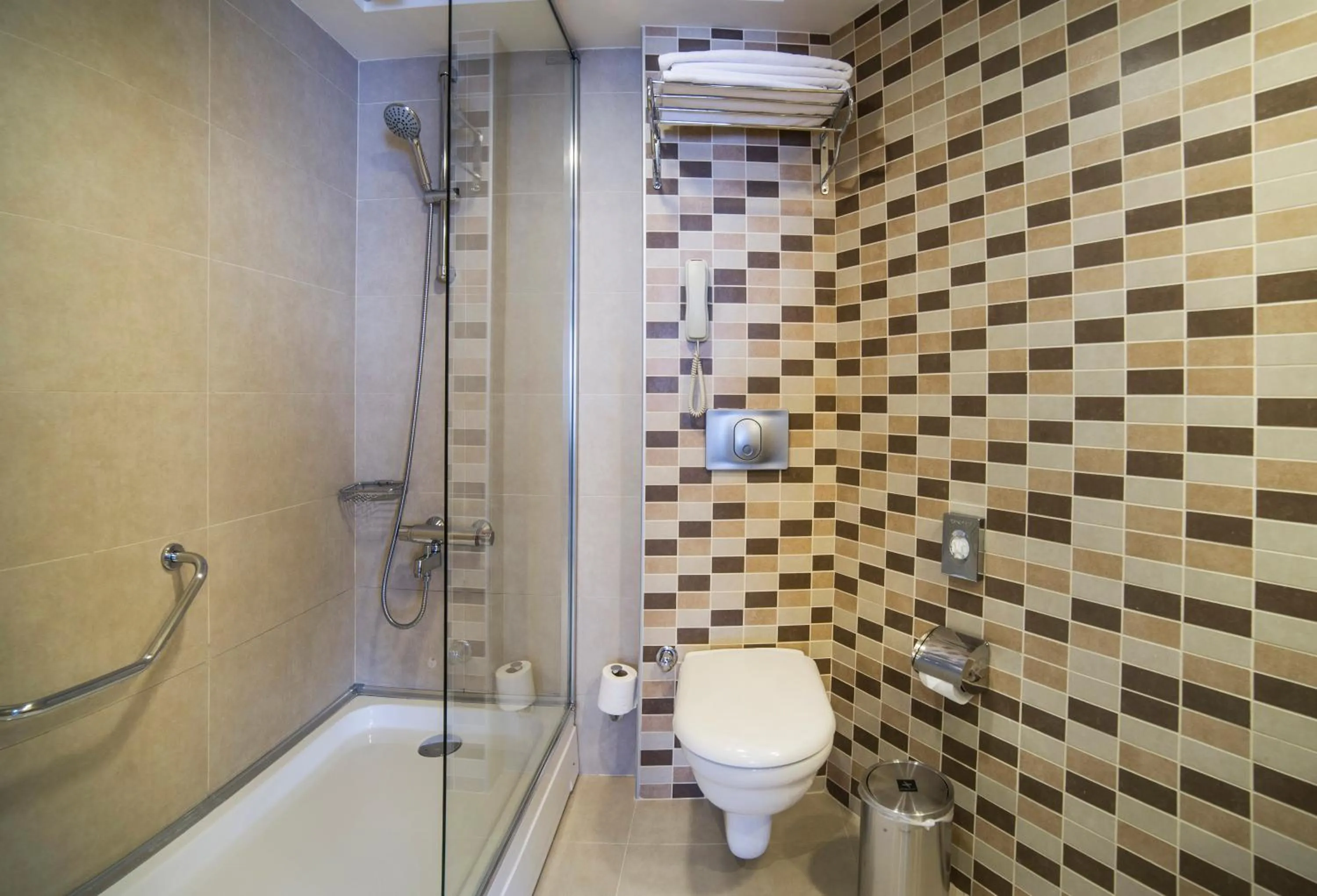 Bathroom in Radisson Hotel President Old Town Istanbul