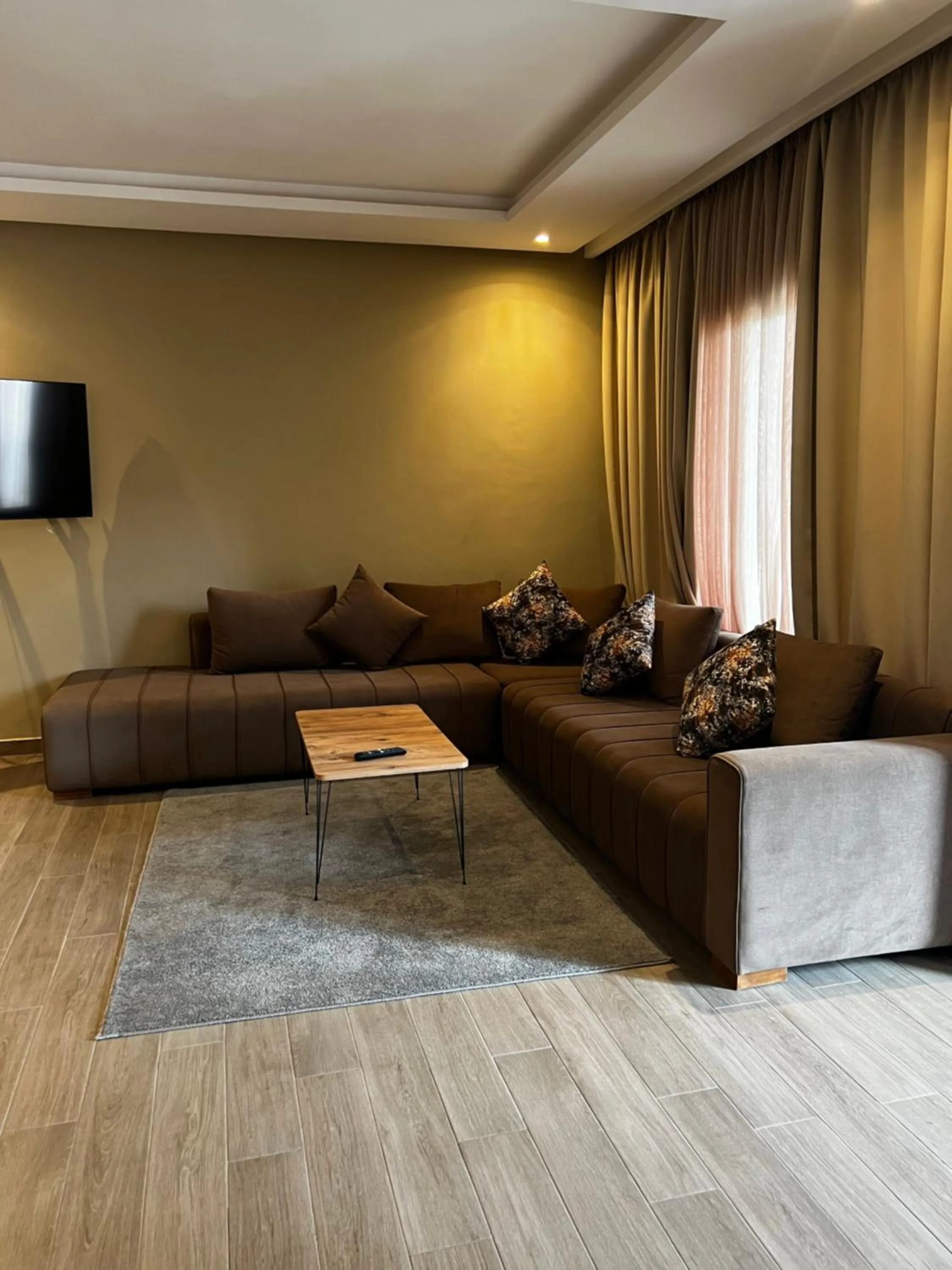 Two-Bedroom Apartment in Dominium Residence
