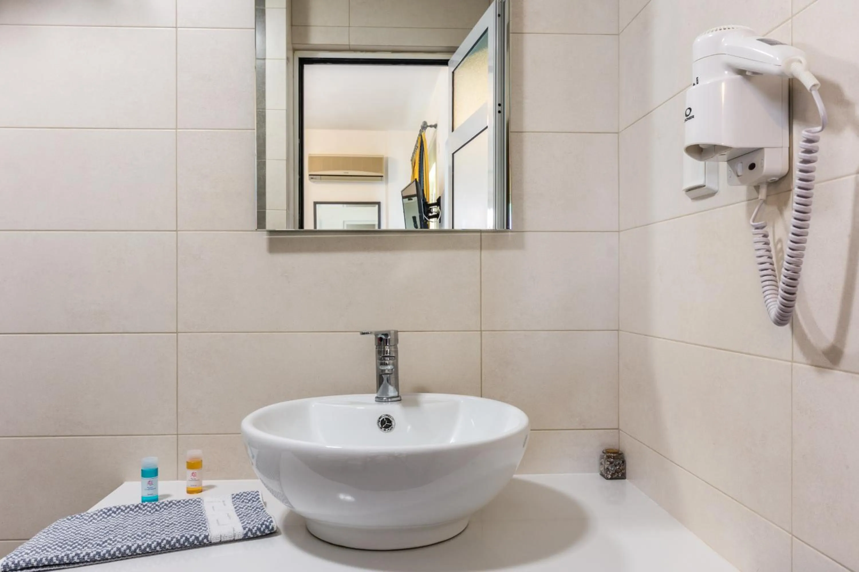 Bathroom in Evdokia Suites