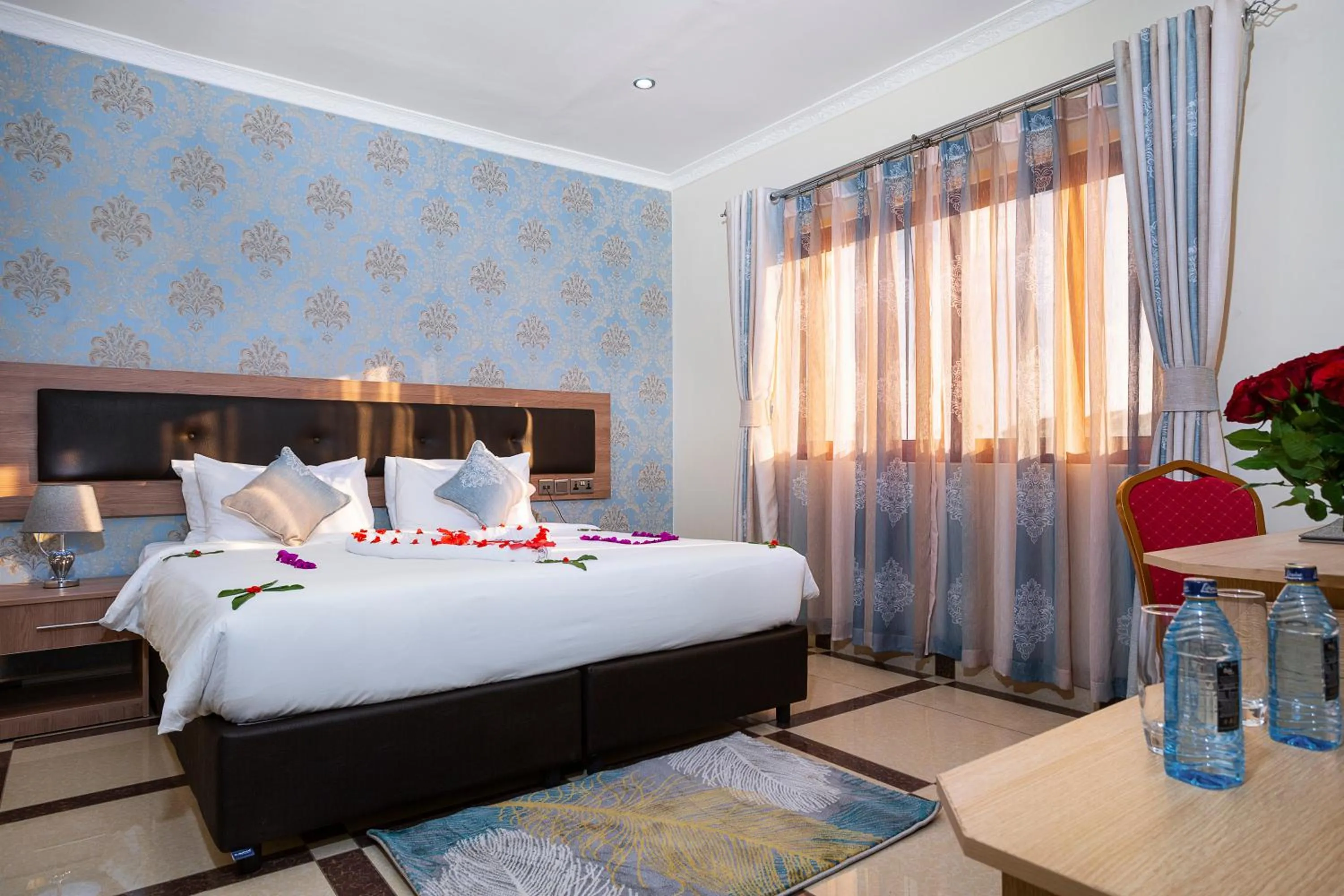 Bed in West Lerruat Hotel