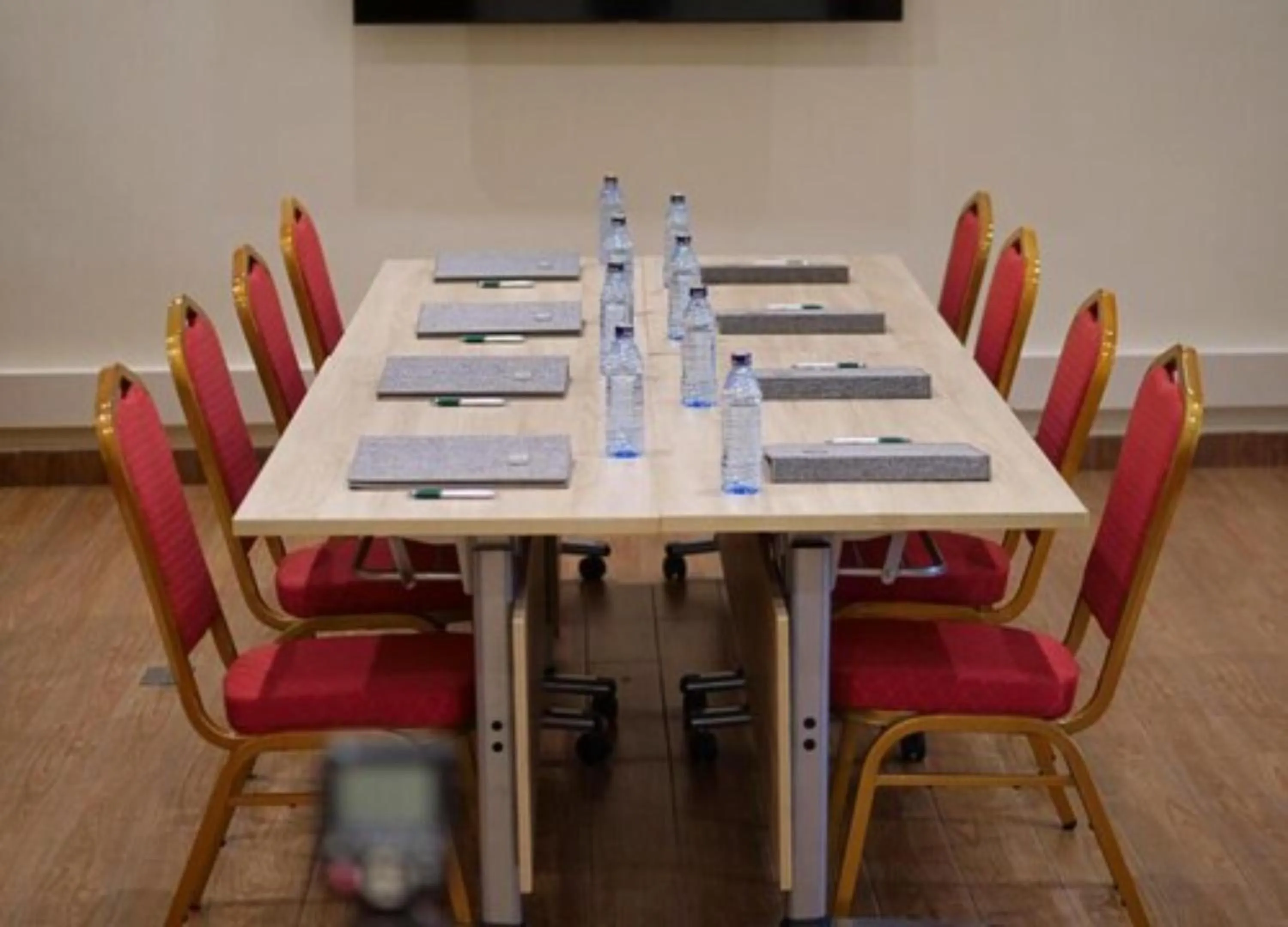 Meeting/conference room in West Lerruat Hotel