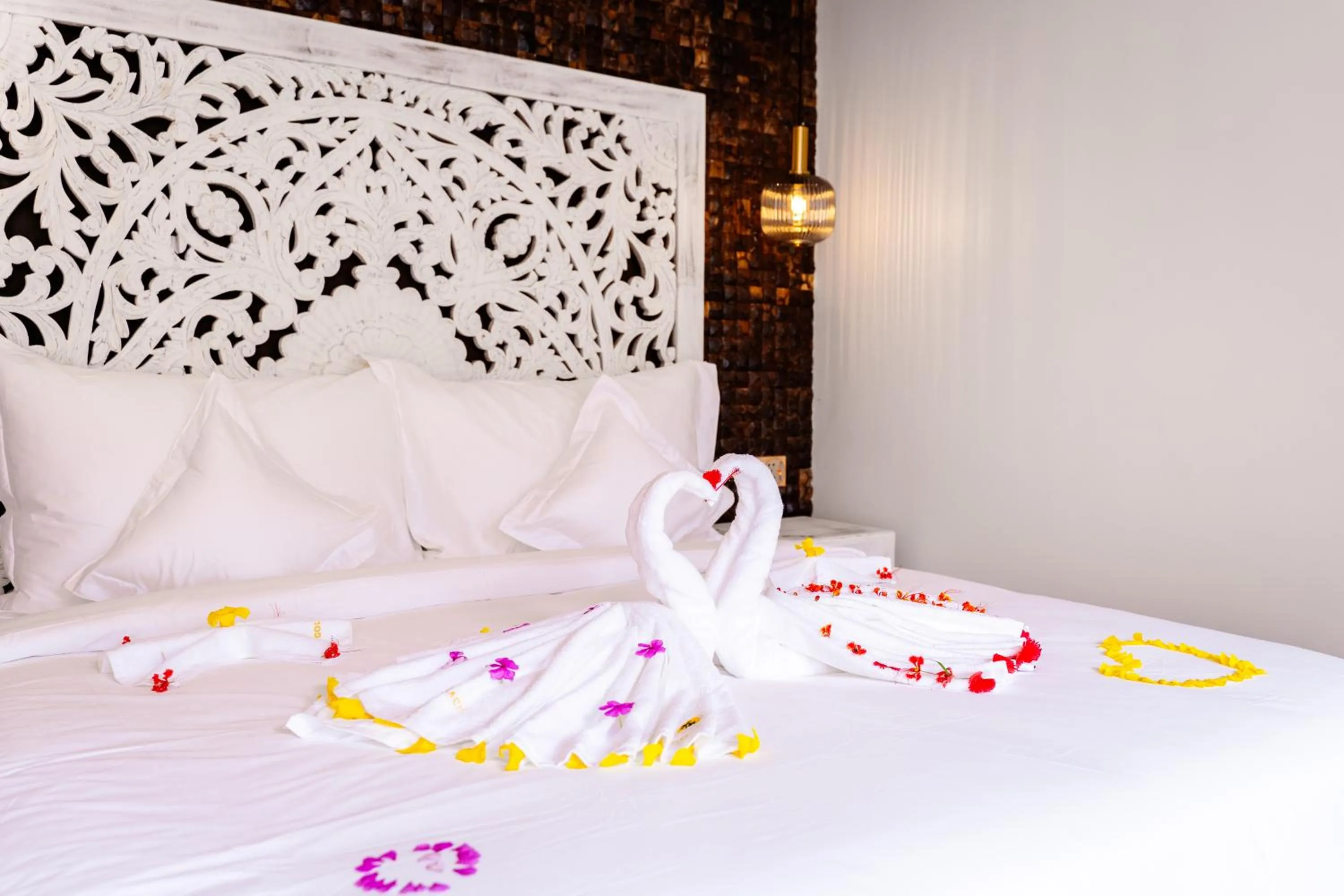 Bed in Golden Beach Resort