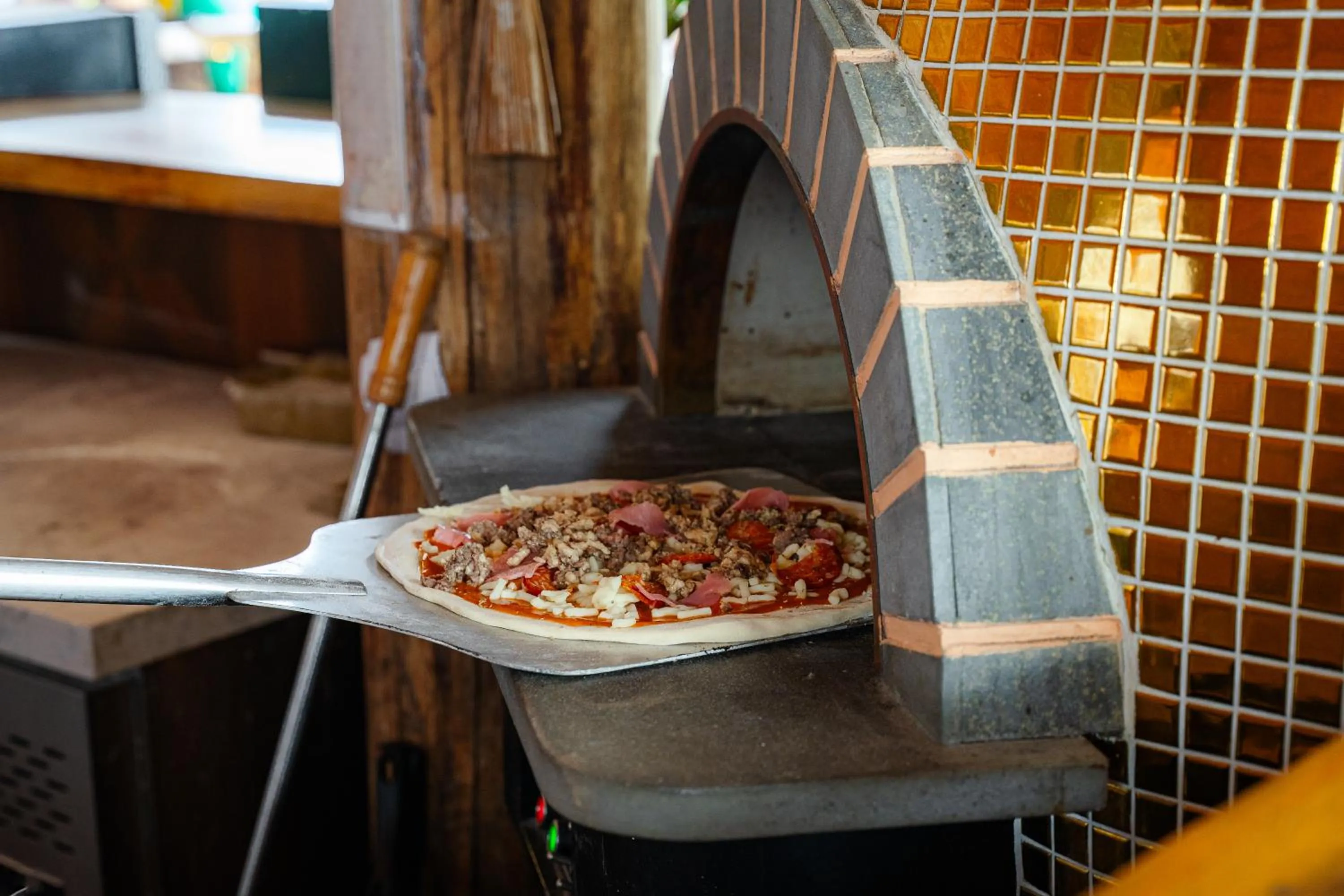 Food and drinks in Golden Beach Resort