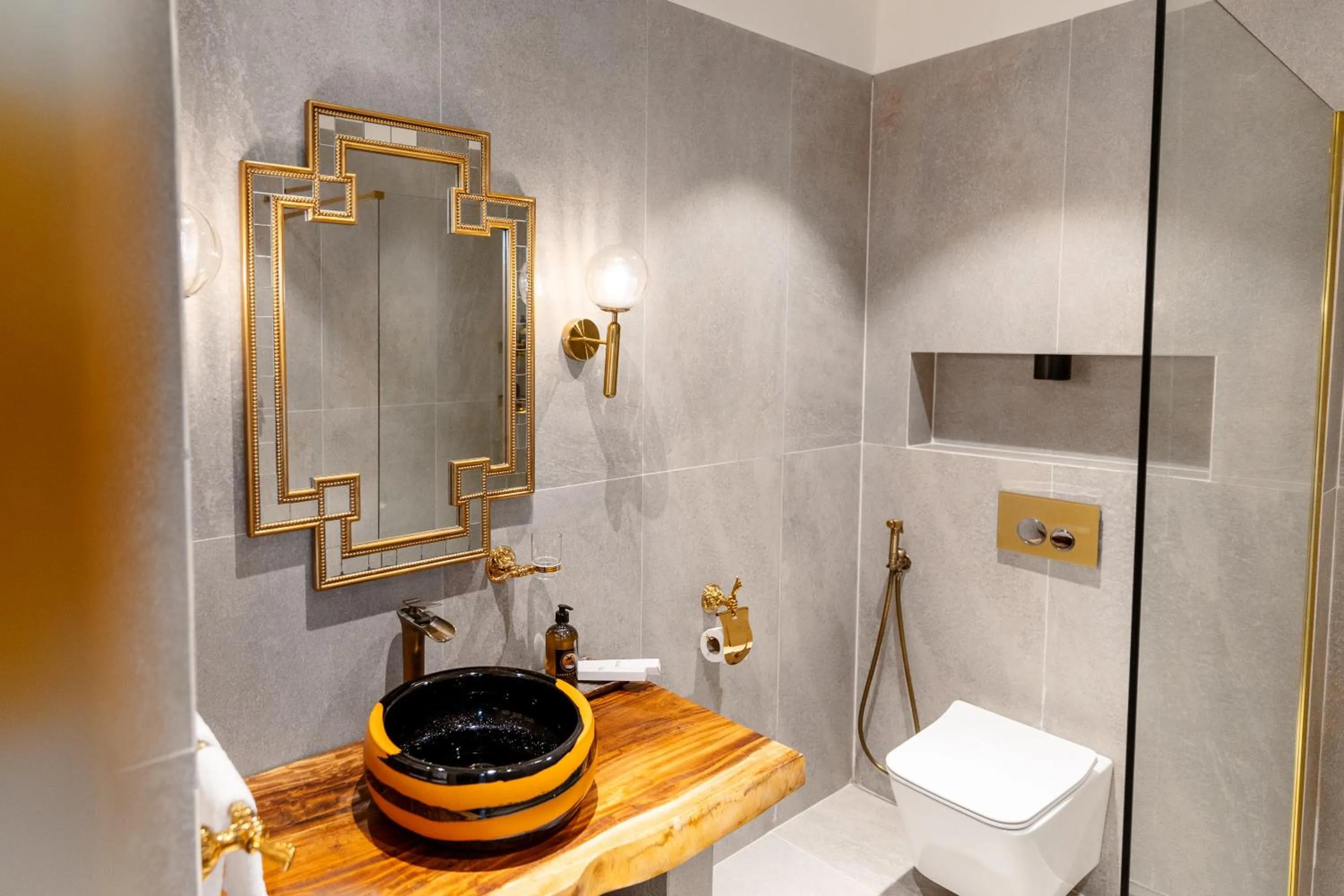 Toilet in Golden Beach Resort