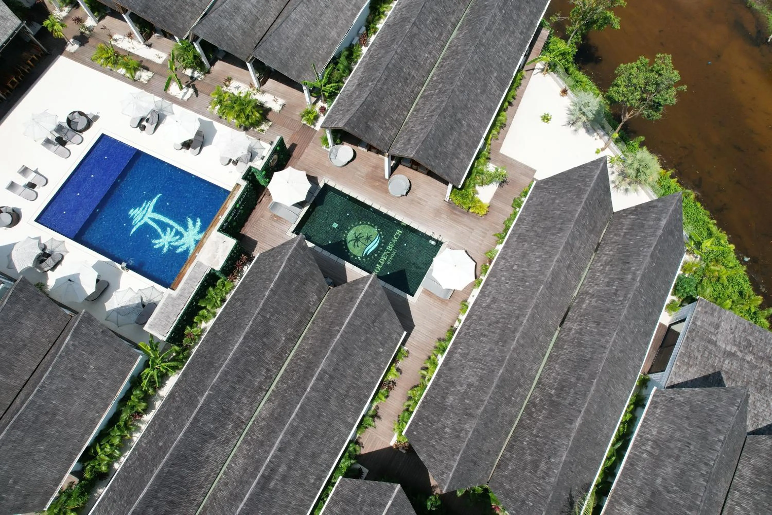 Property building in Golden Beach Resort