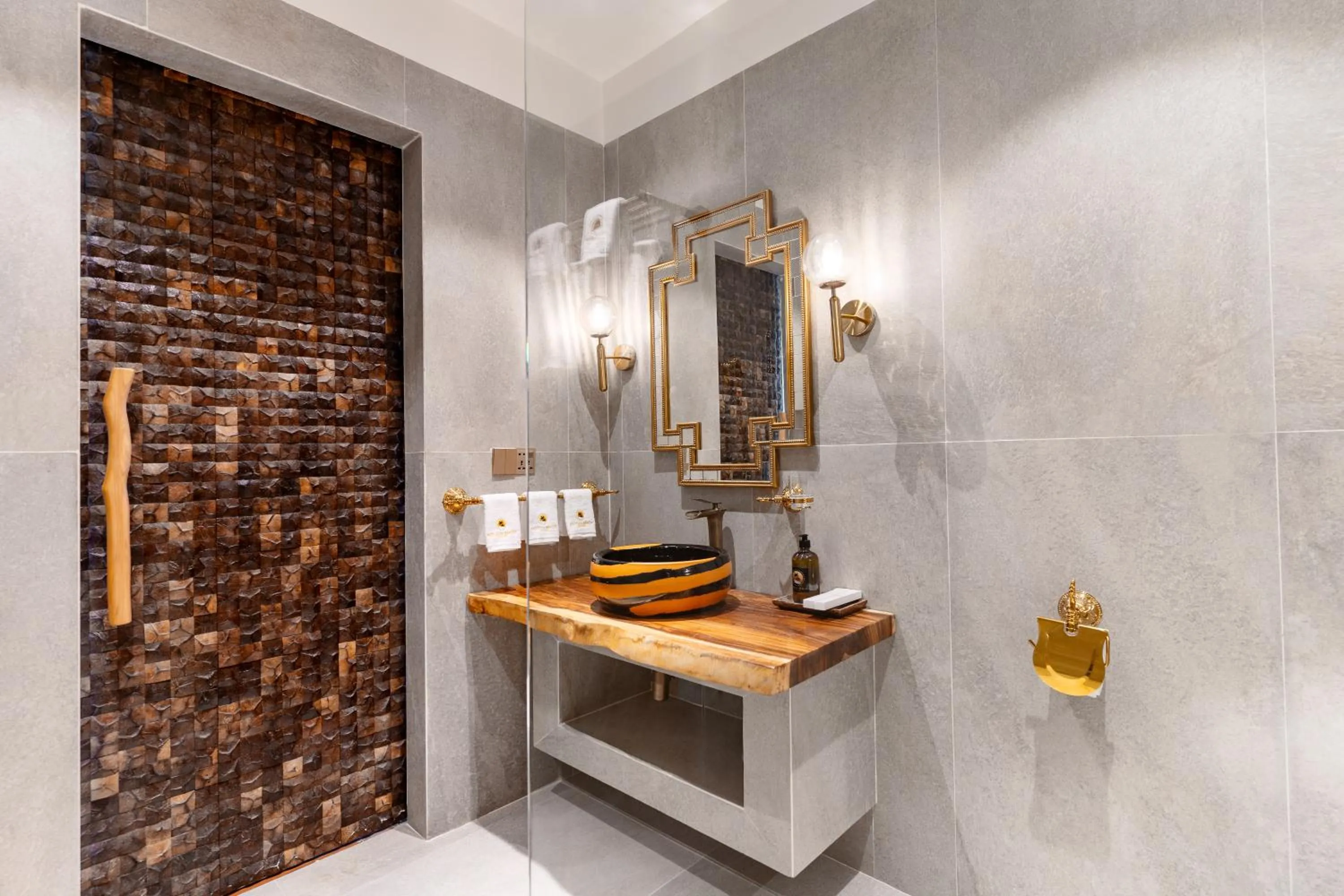 Bathroom in Golden Beach Resort